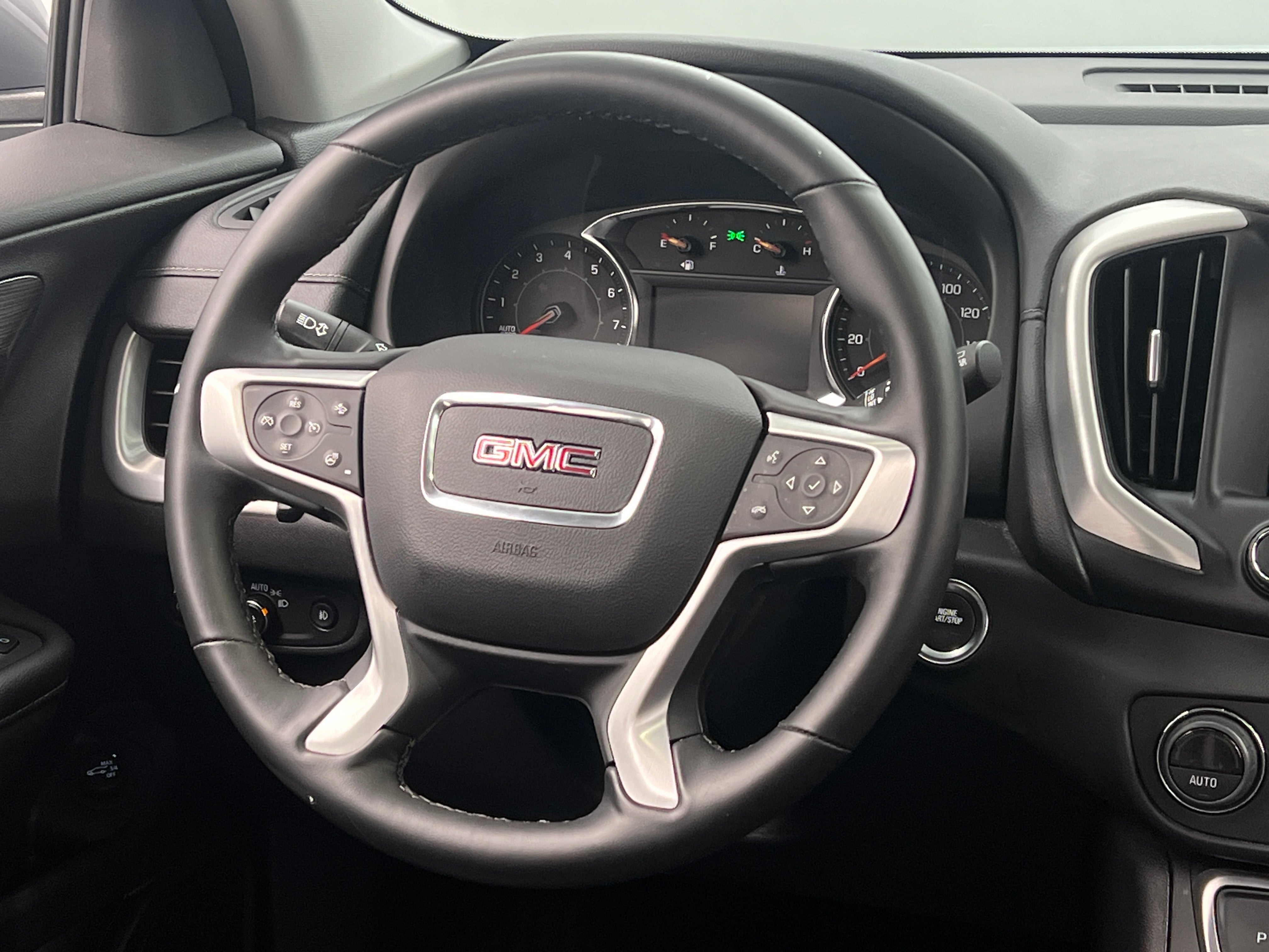 2024 GMC Terrain SLT 4