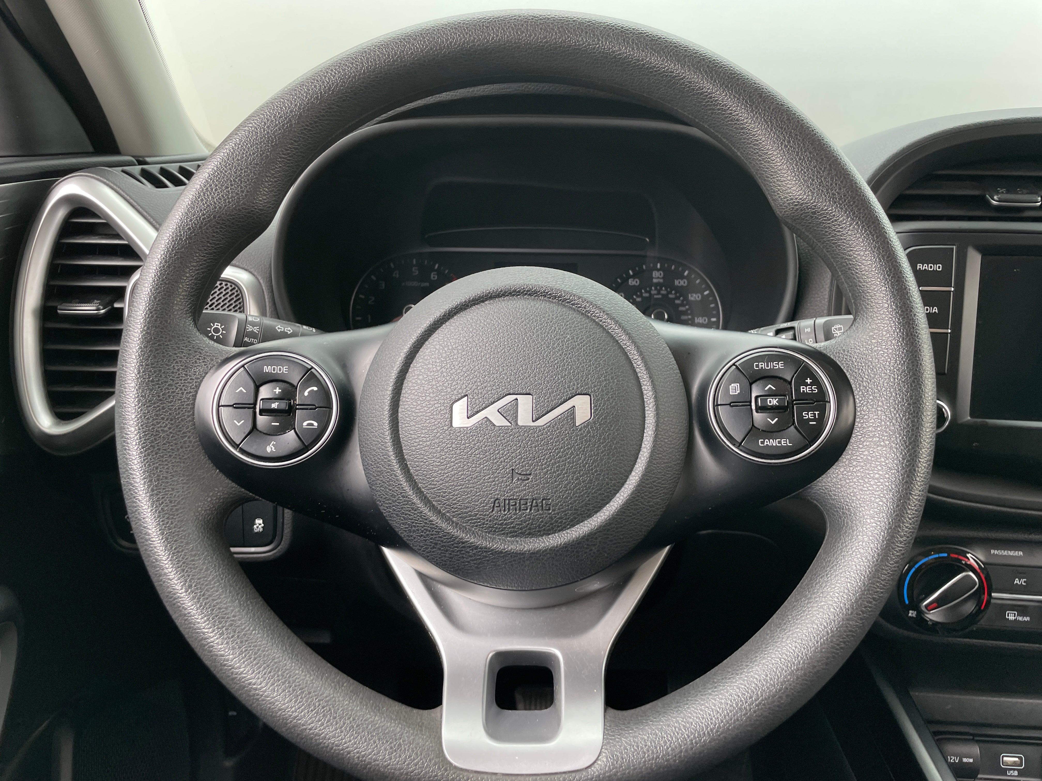 2022 Kia Soul LX 5