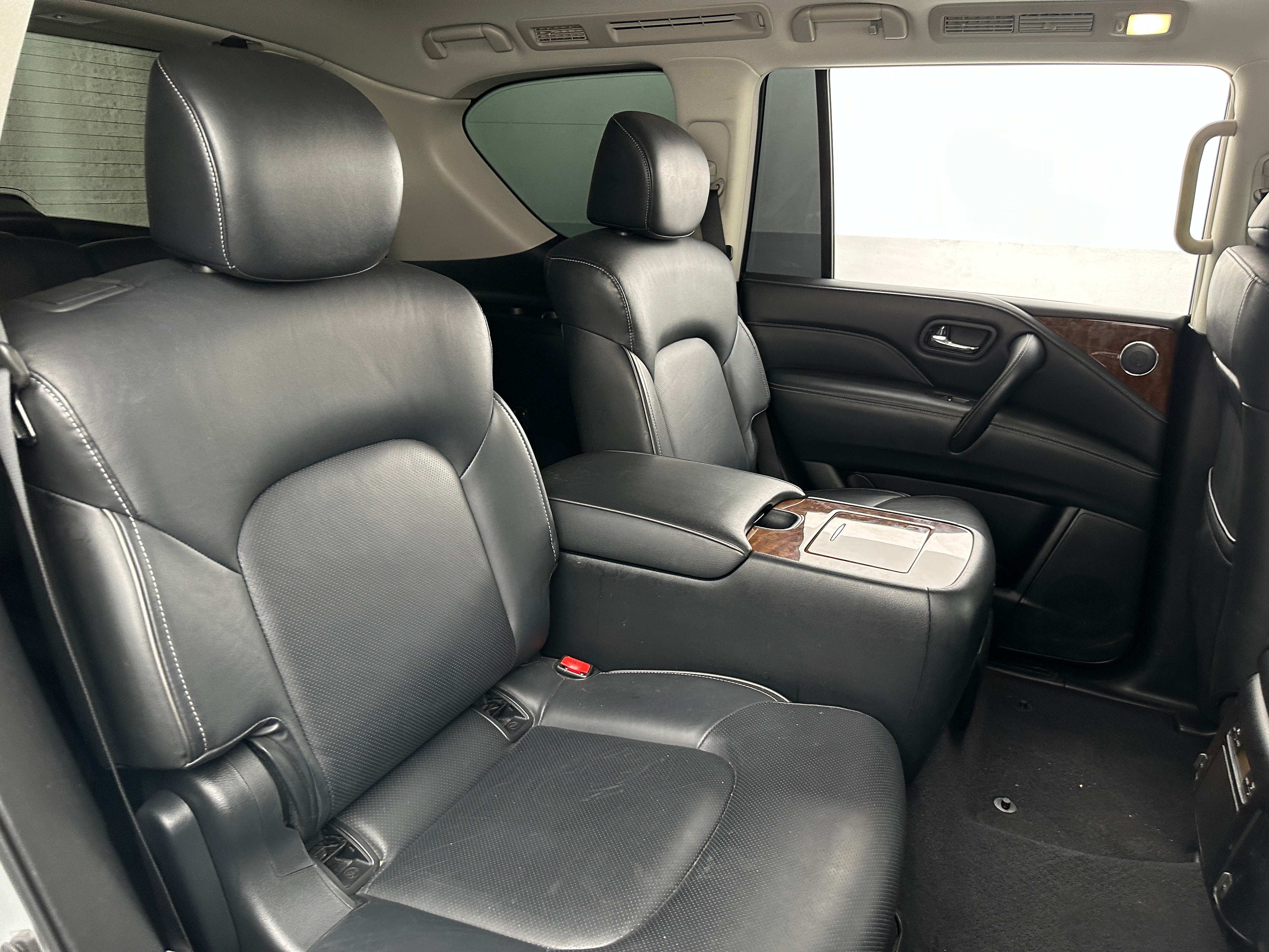 2019 INFINITI QX80 Luxe 6