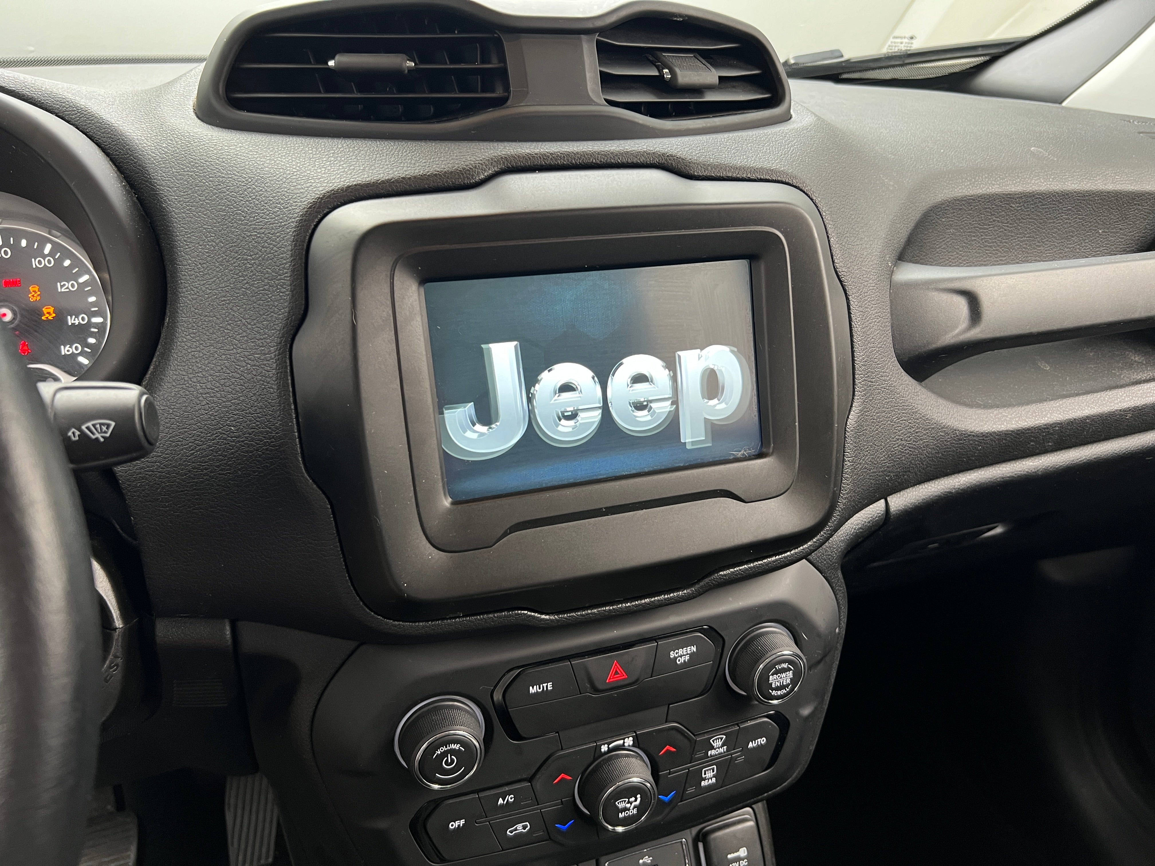 2020 Jeep Renegade Limited 3