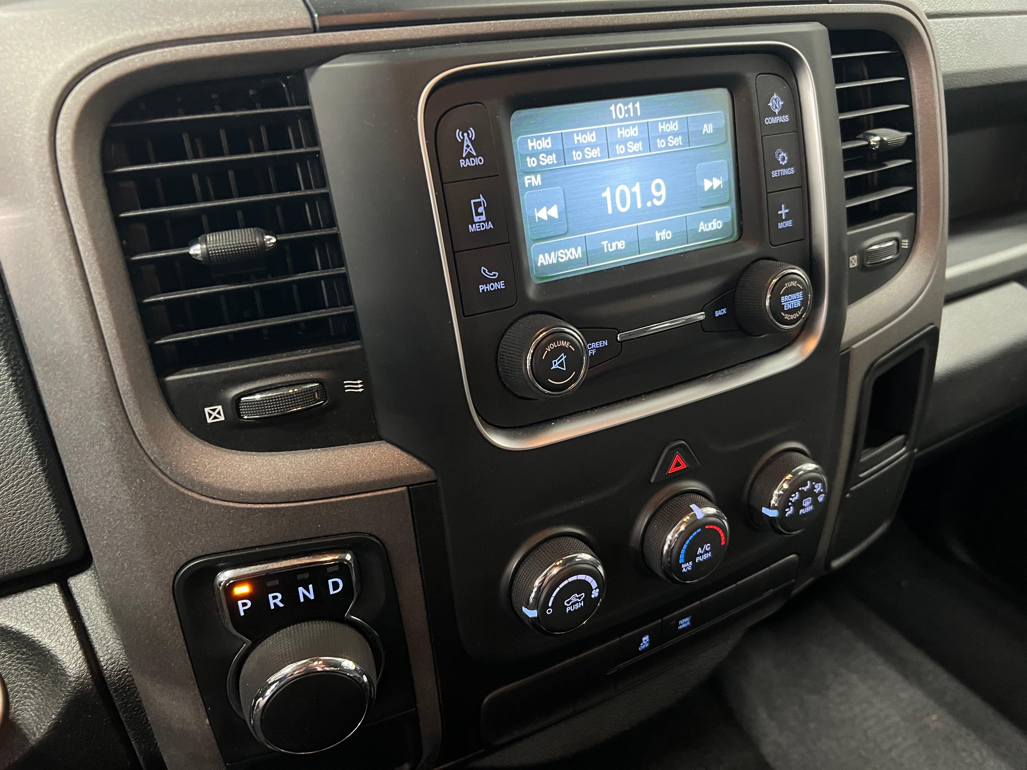 2019 RAM 1500 Classic Tradesman 4