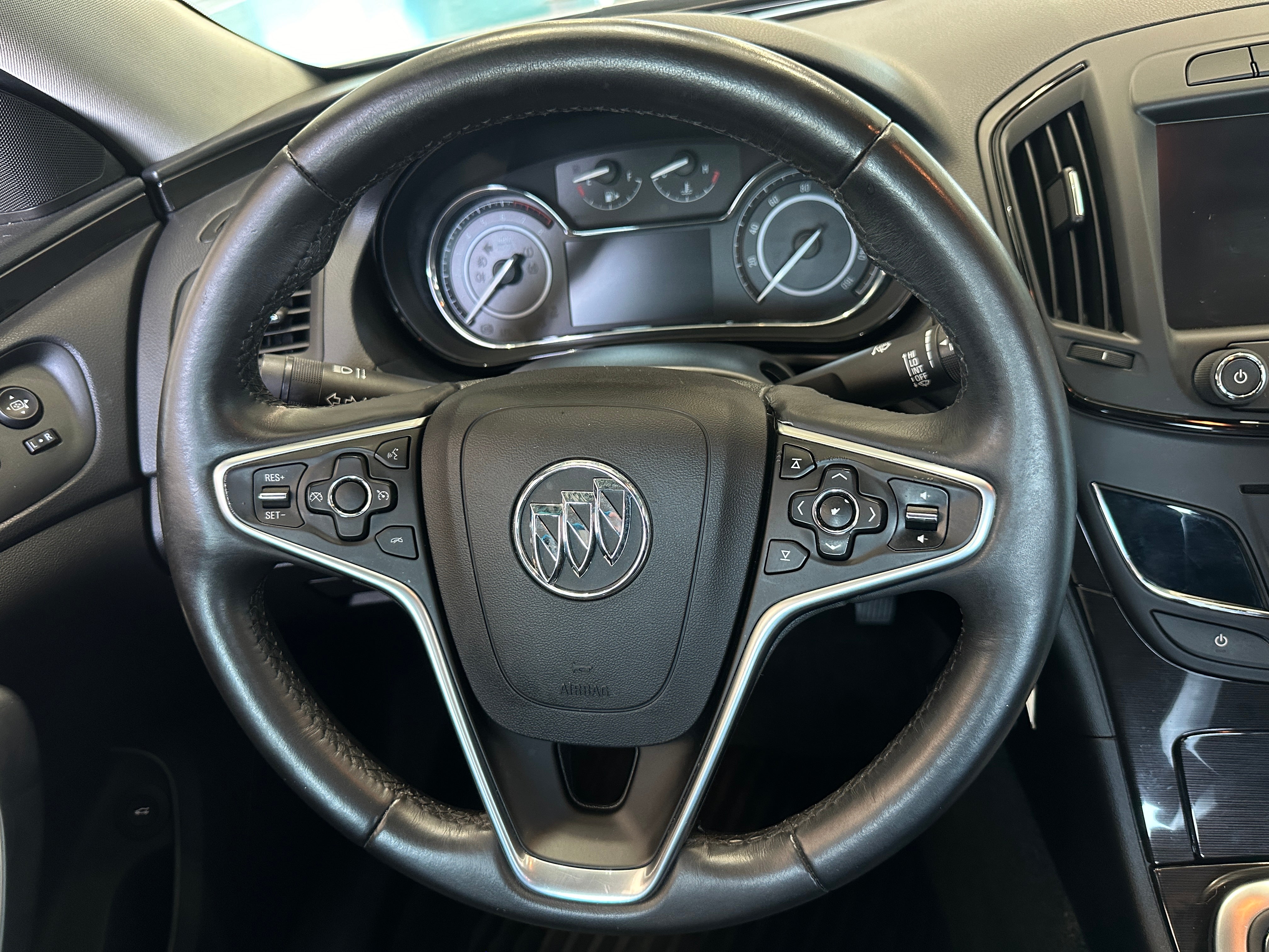 2014 Buick Regal Base 4