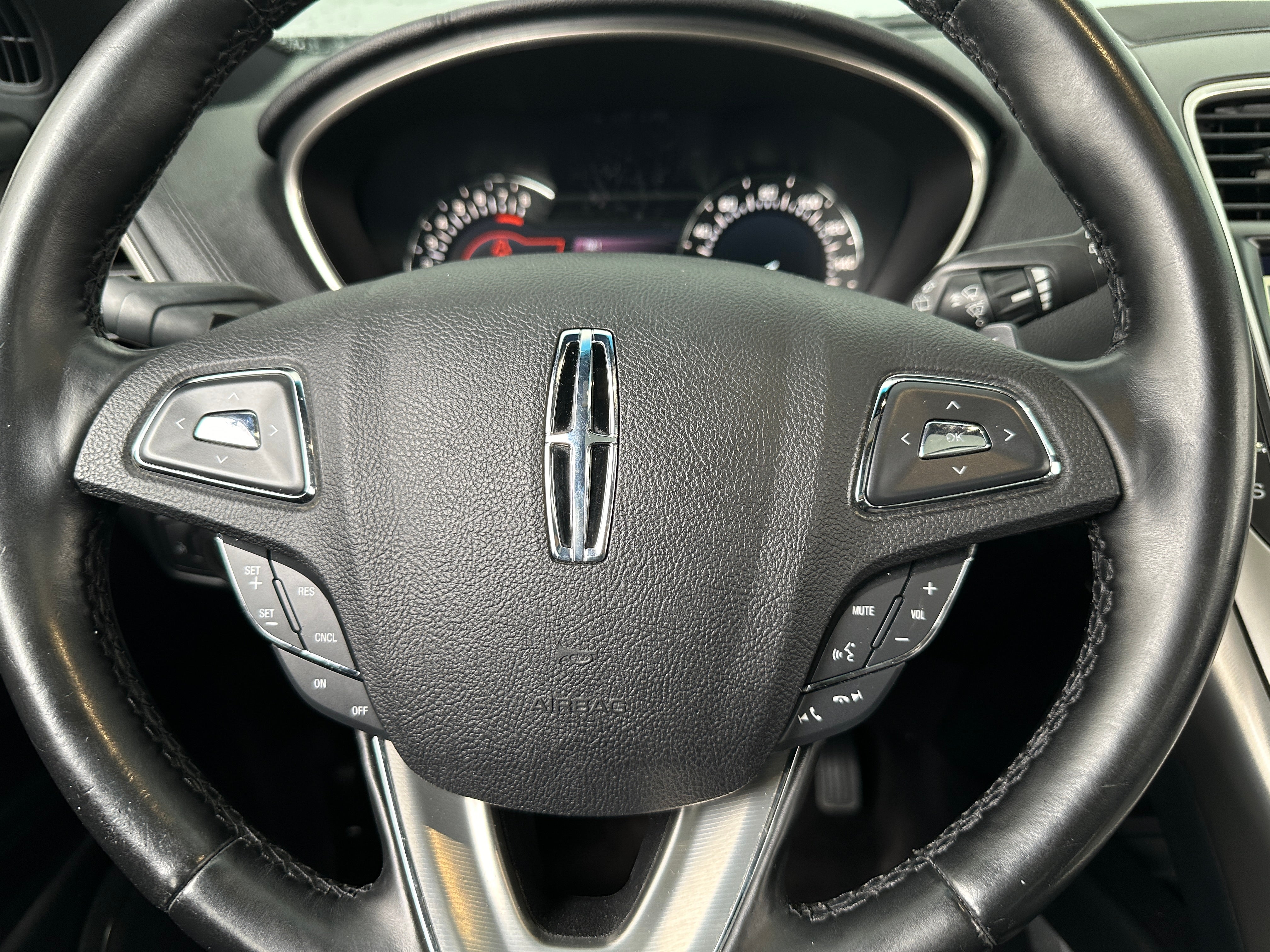 2016 Lincoln MKX Reserve 4