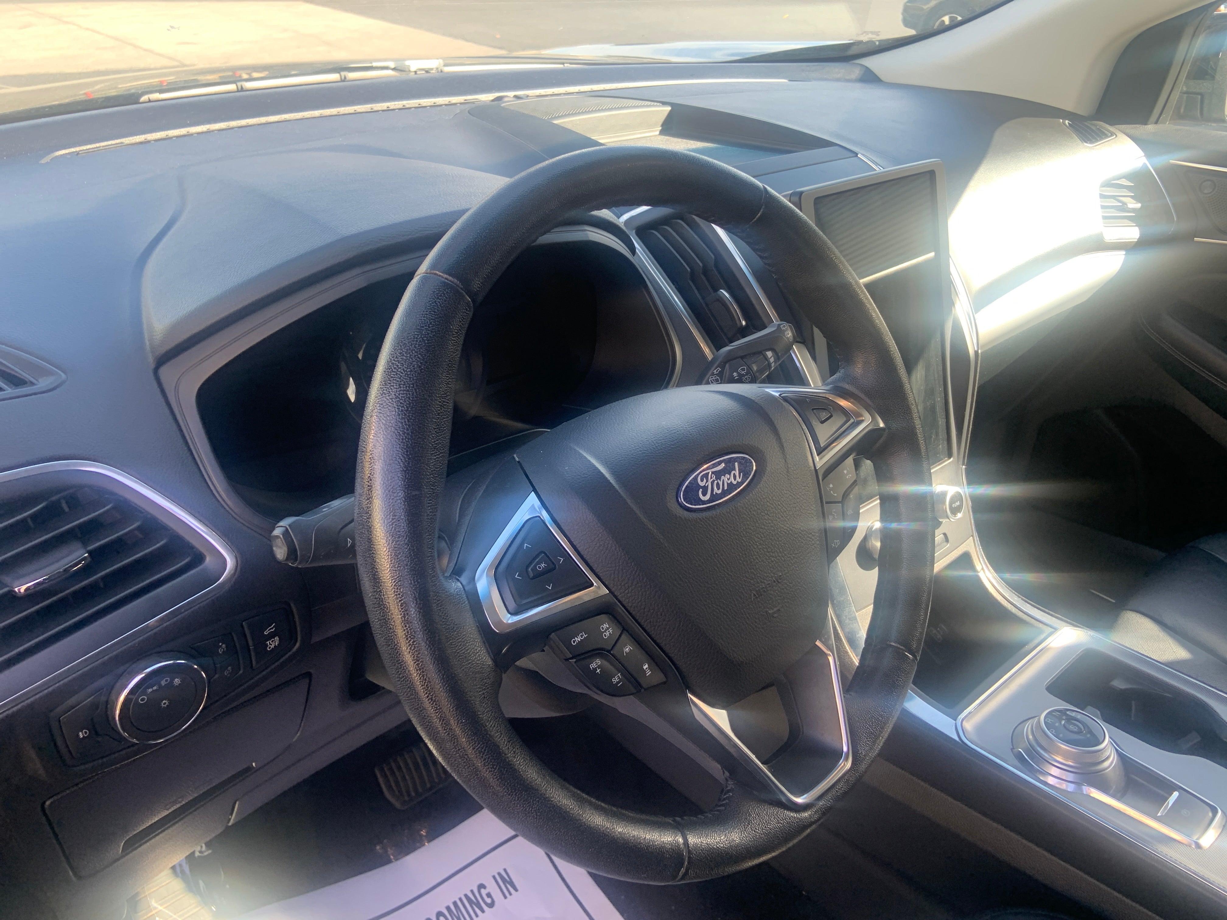 2022 Ford Edge Titanium 5