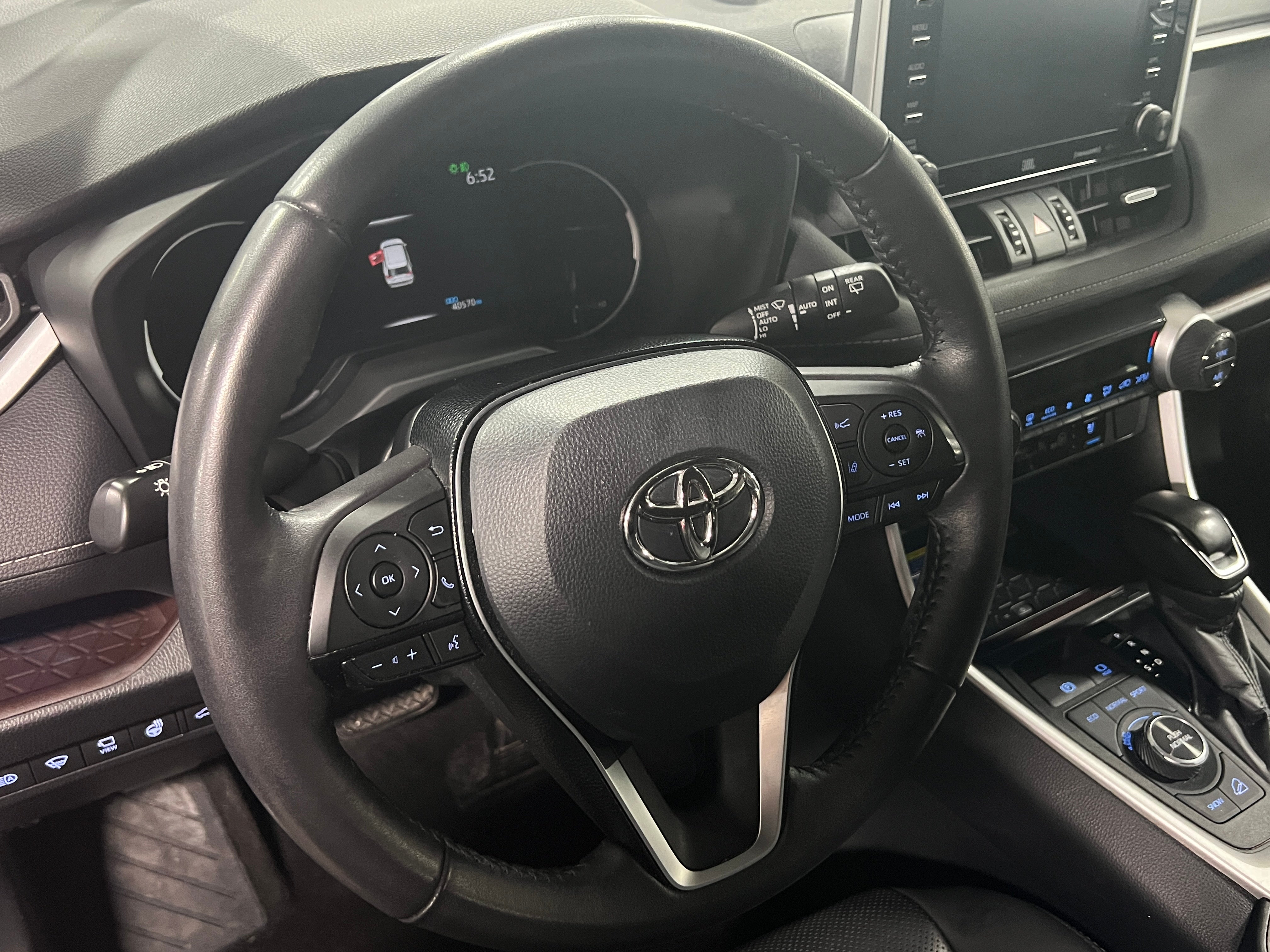 2021 Toyota RAV4 Limited 4