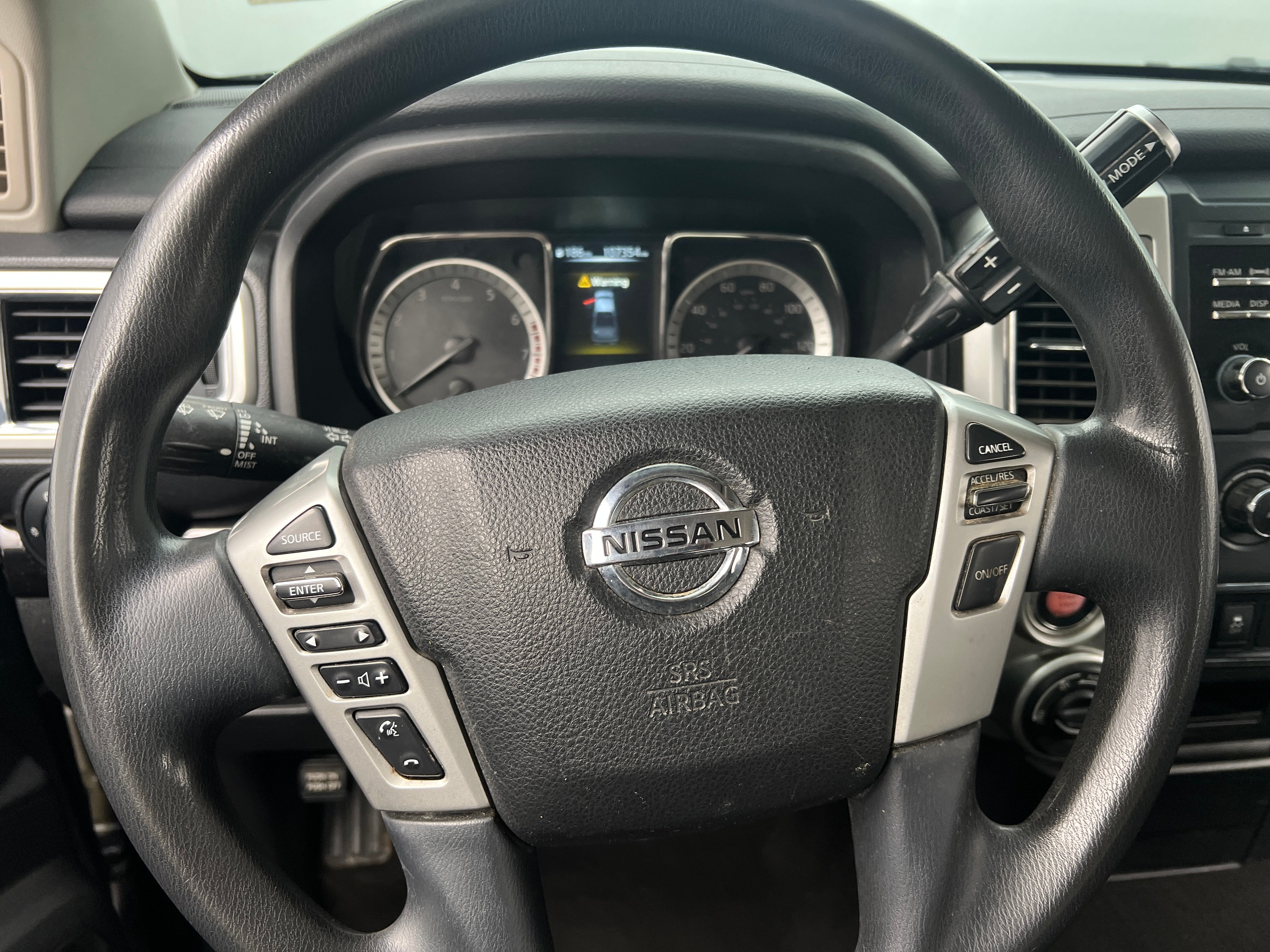 2018 Nissan Titan SV 5