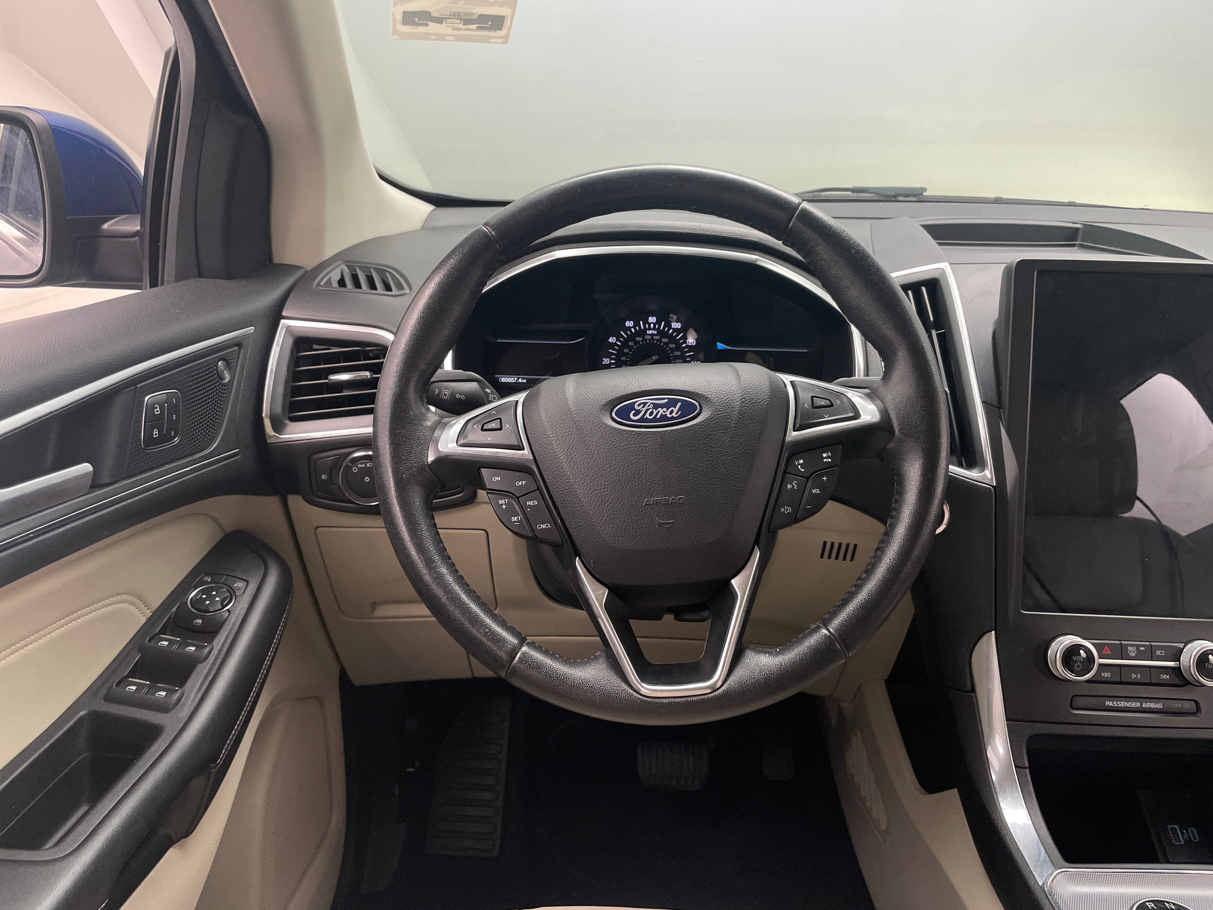 2021 Ford Edge Titanium 4