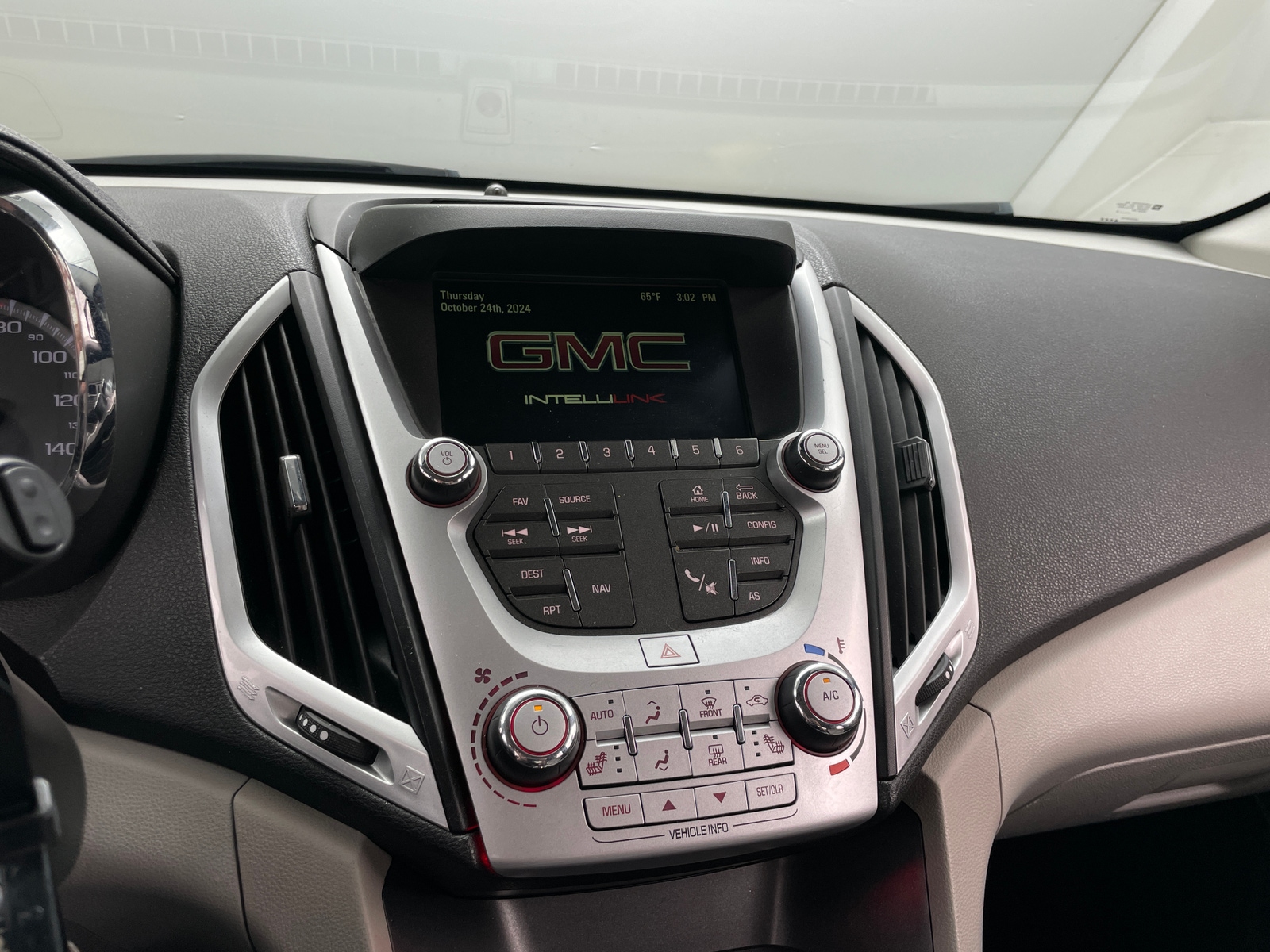 Thumbnail: 2016 GMC Terrain - 3