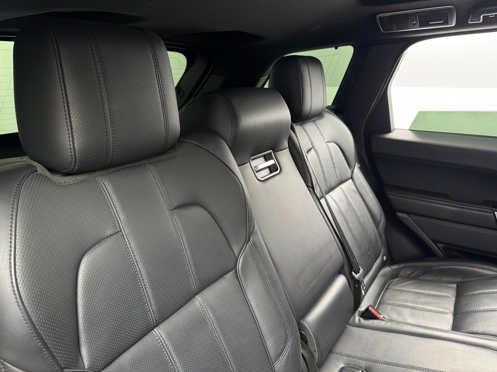 Thumbnail: 2016 Land Rover Range Rover Sport - 6