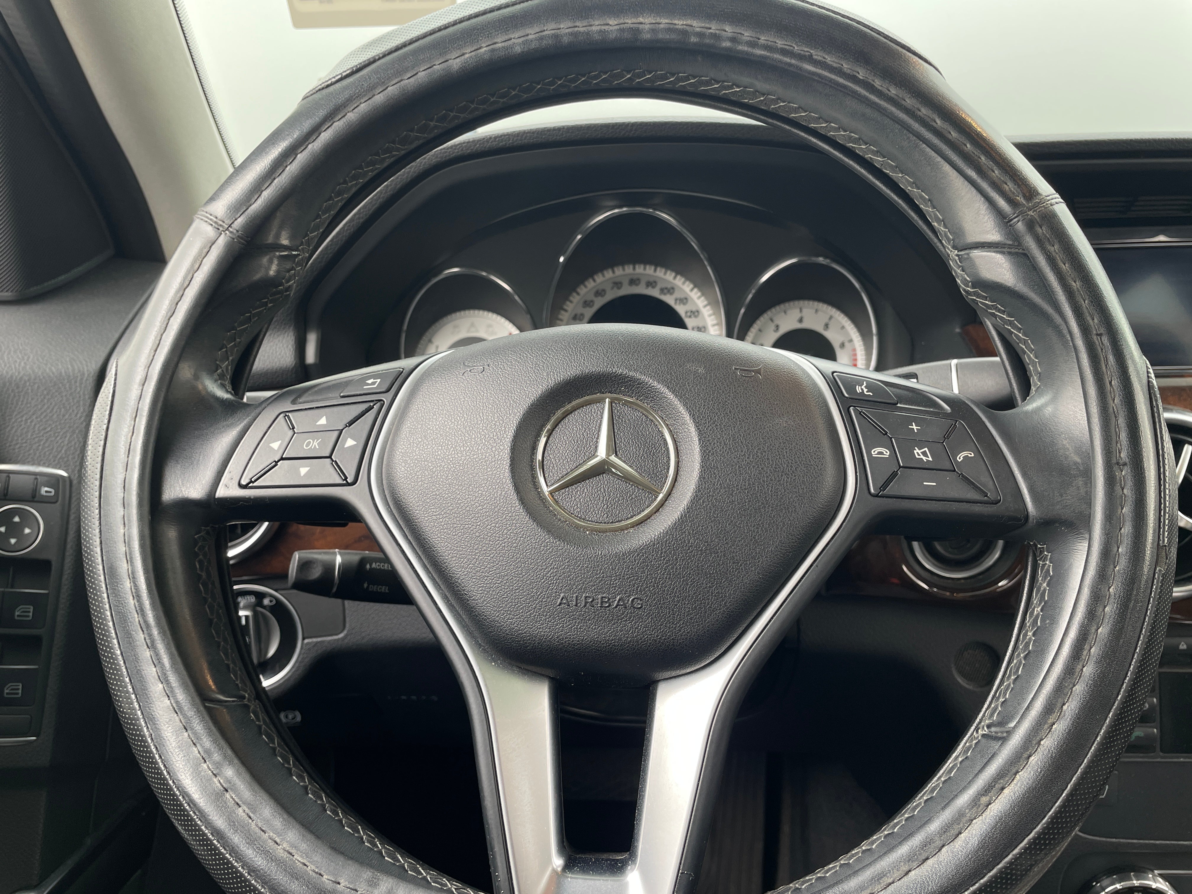 2014 Mercedes-Benz GLK 350 4MATIC 5