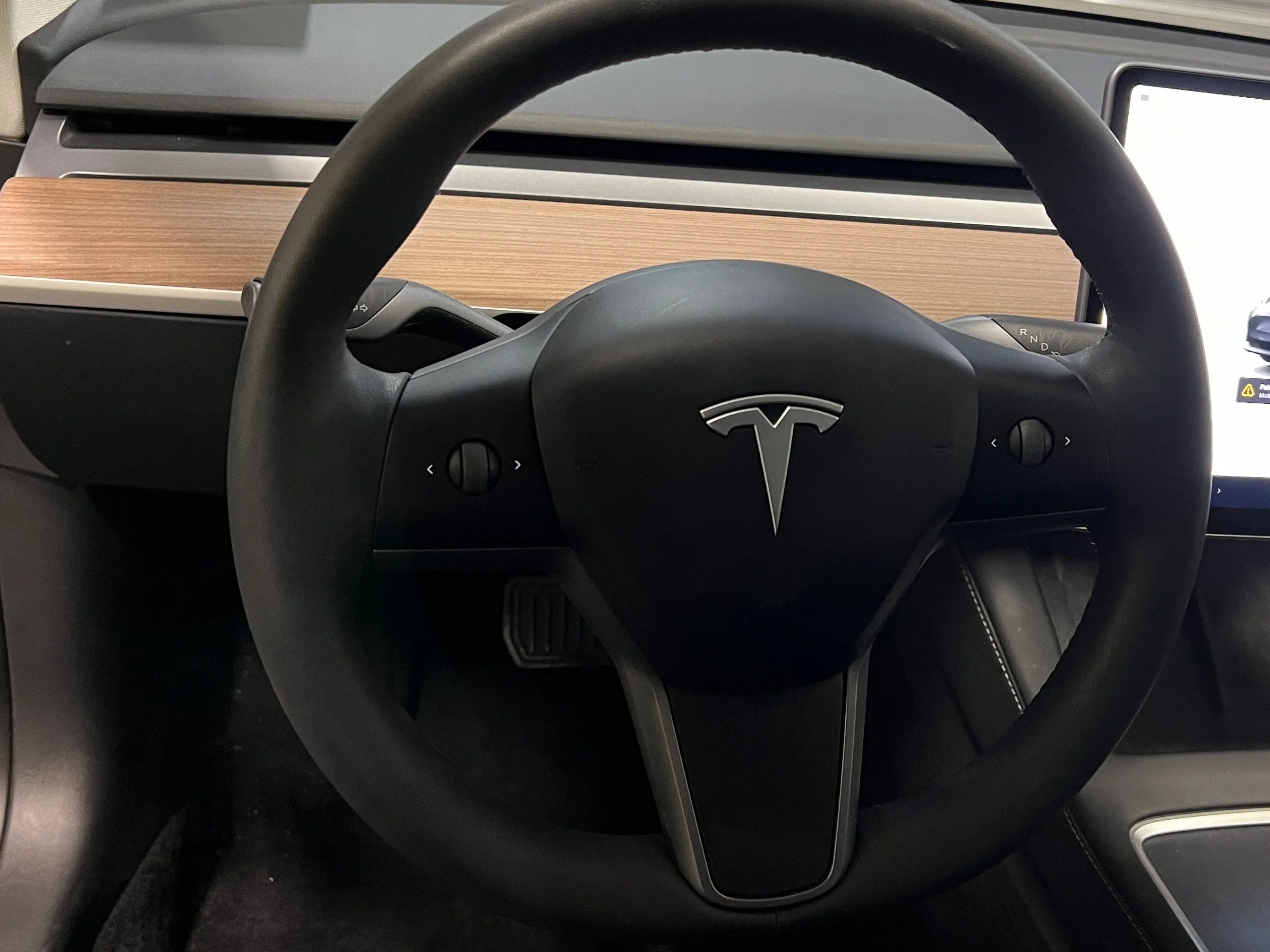 2023 Tesla Model 3 Standard Range 4