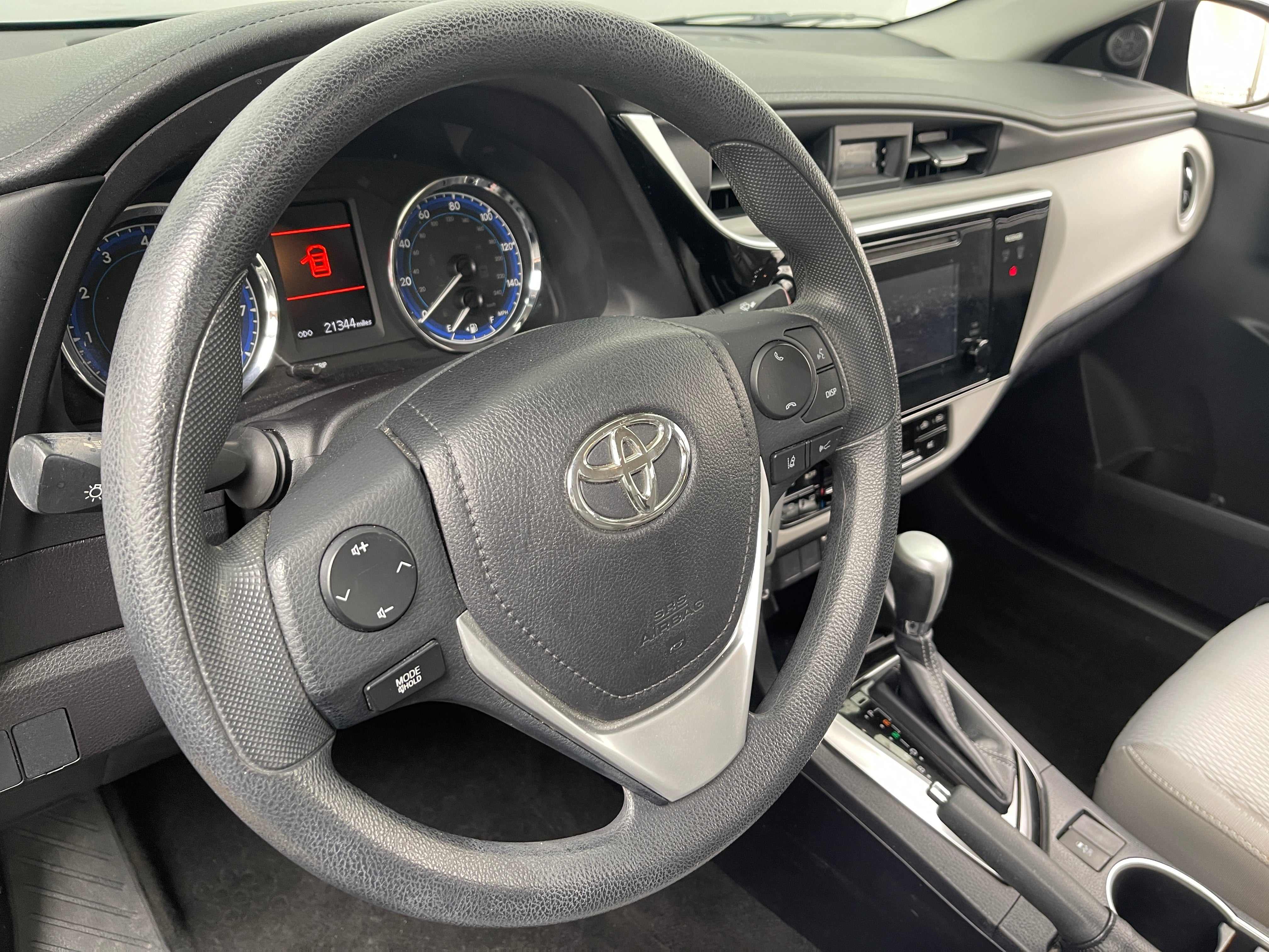 2017 Toyota Corolla LE 5