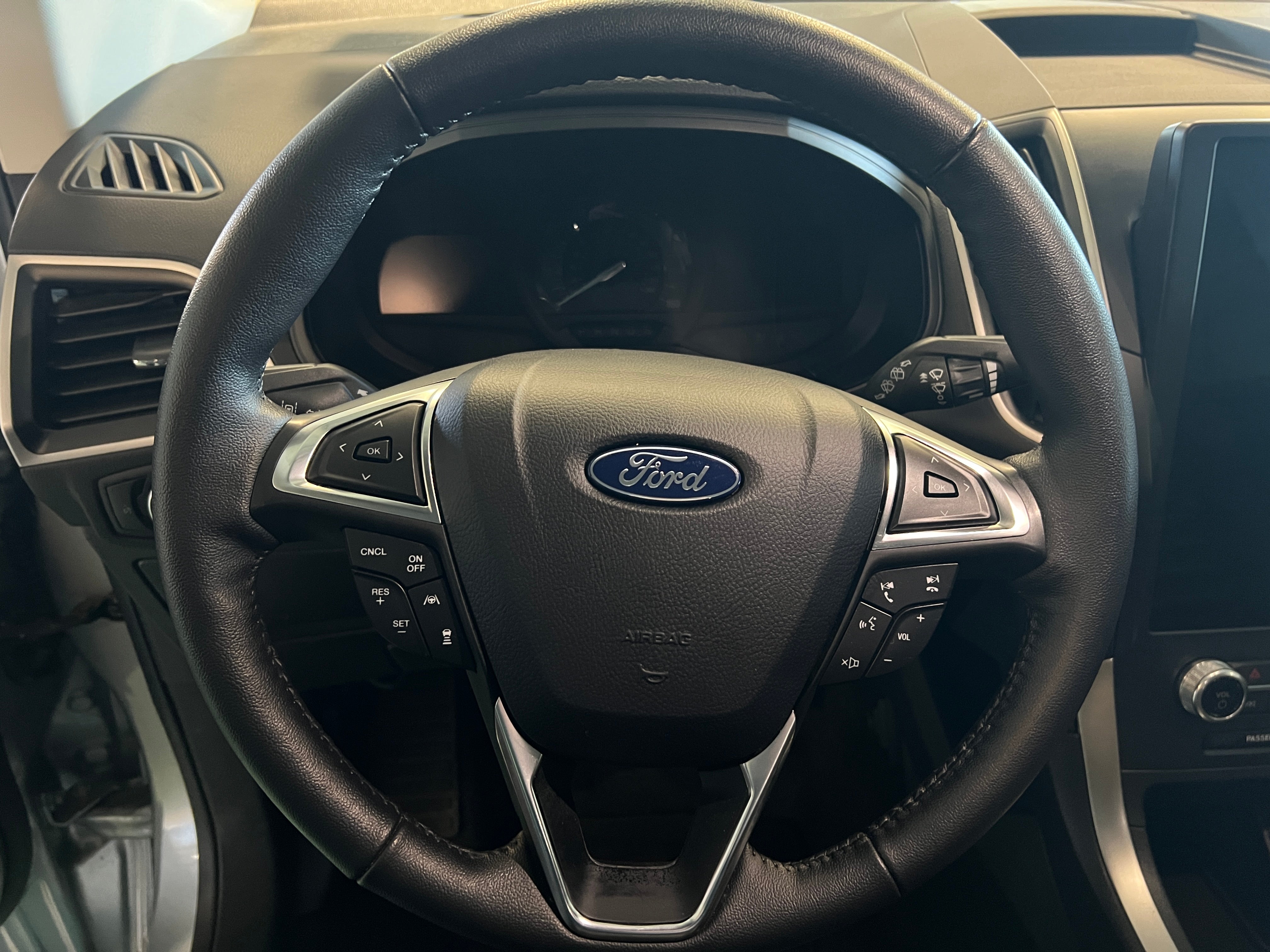 2024 Ford Edge SEL 5