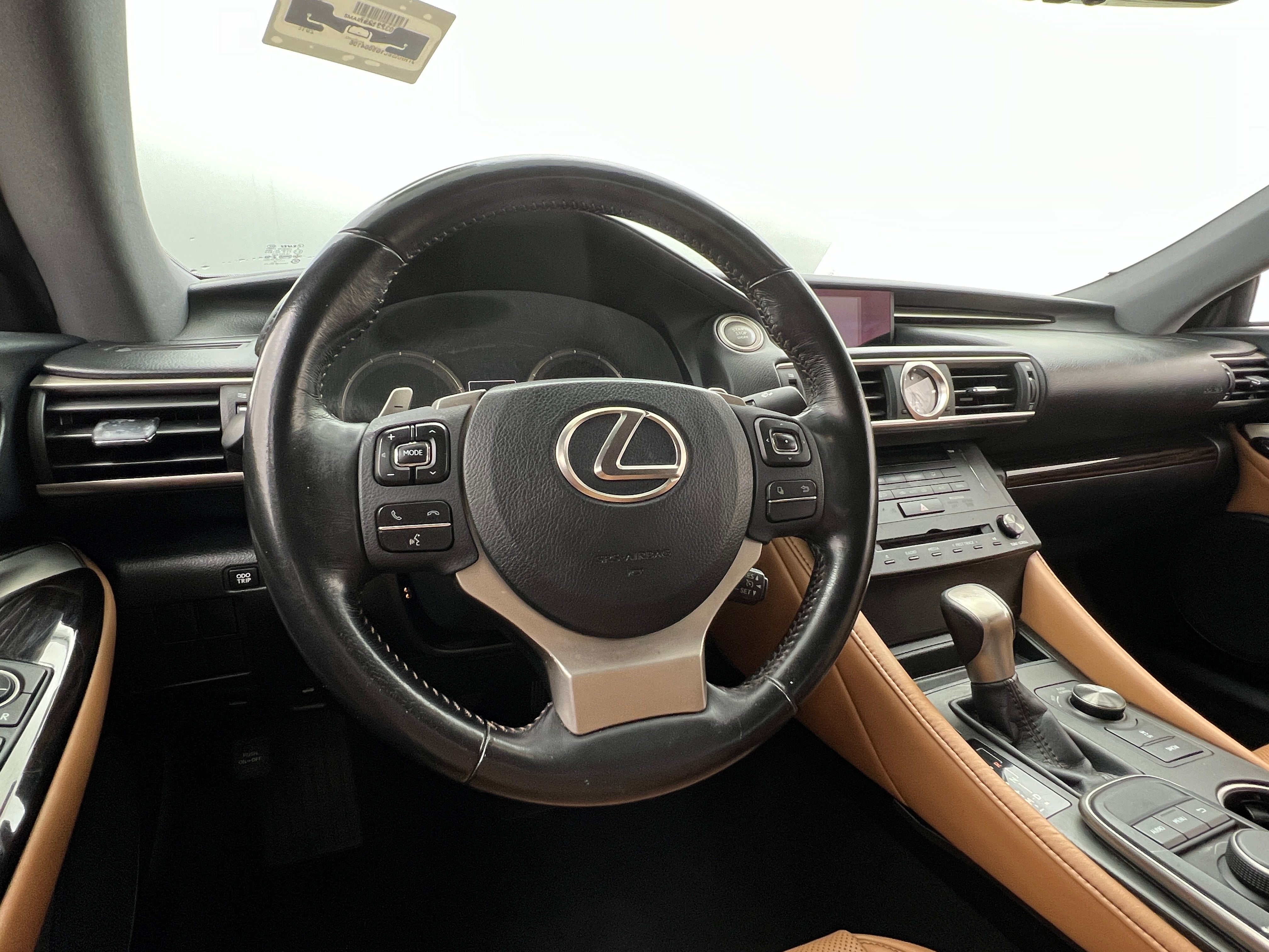 2016 Lexus RC 200t 4