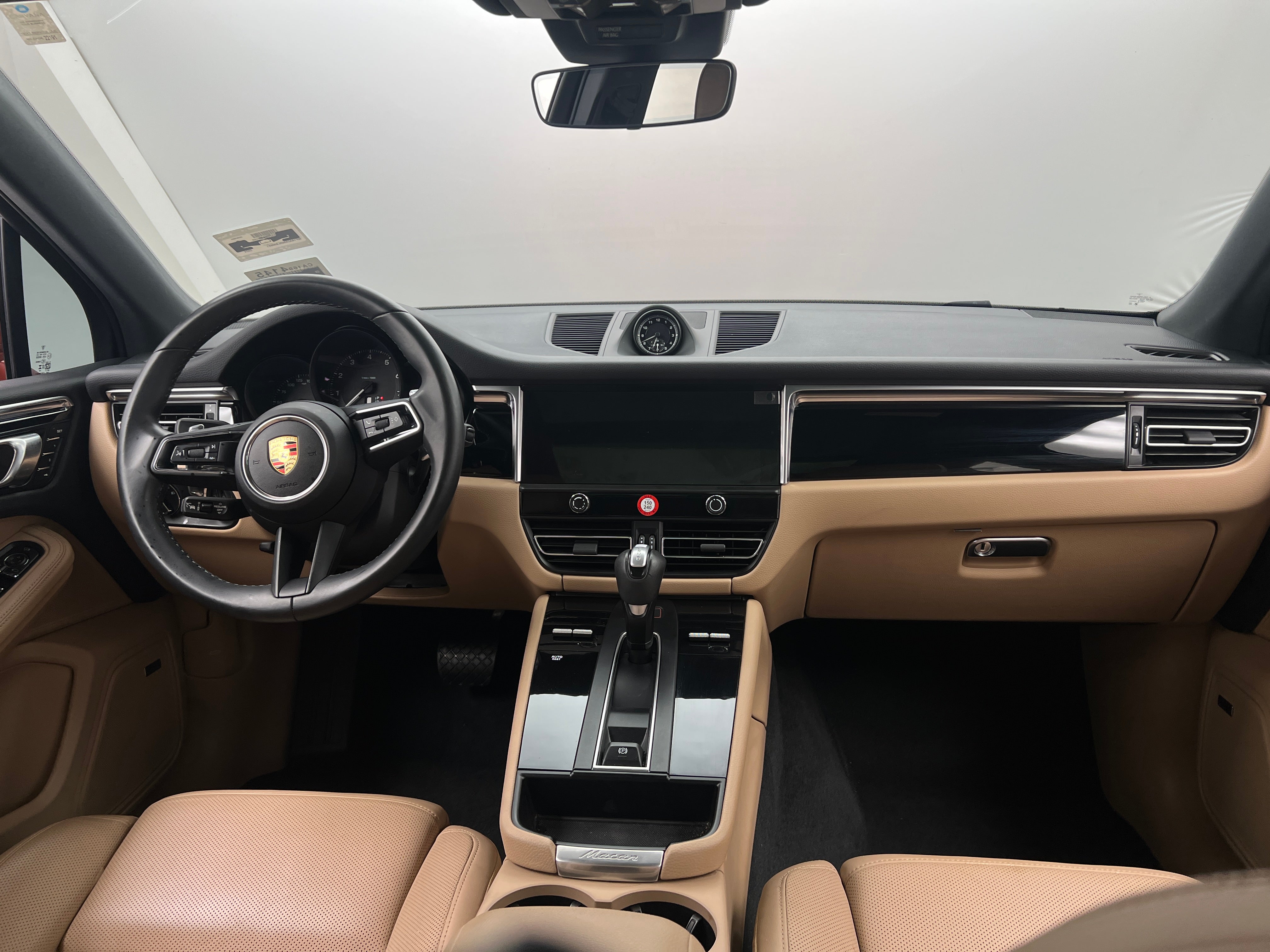 2024 Porsche Macan T 3