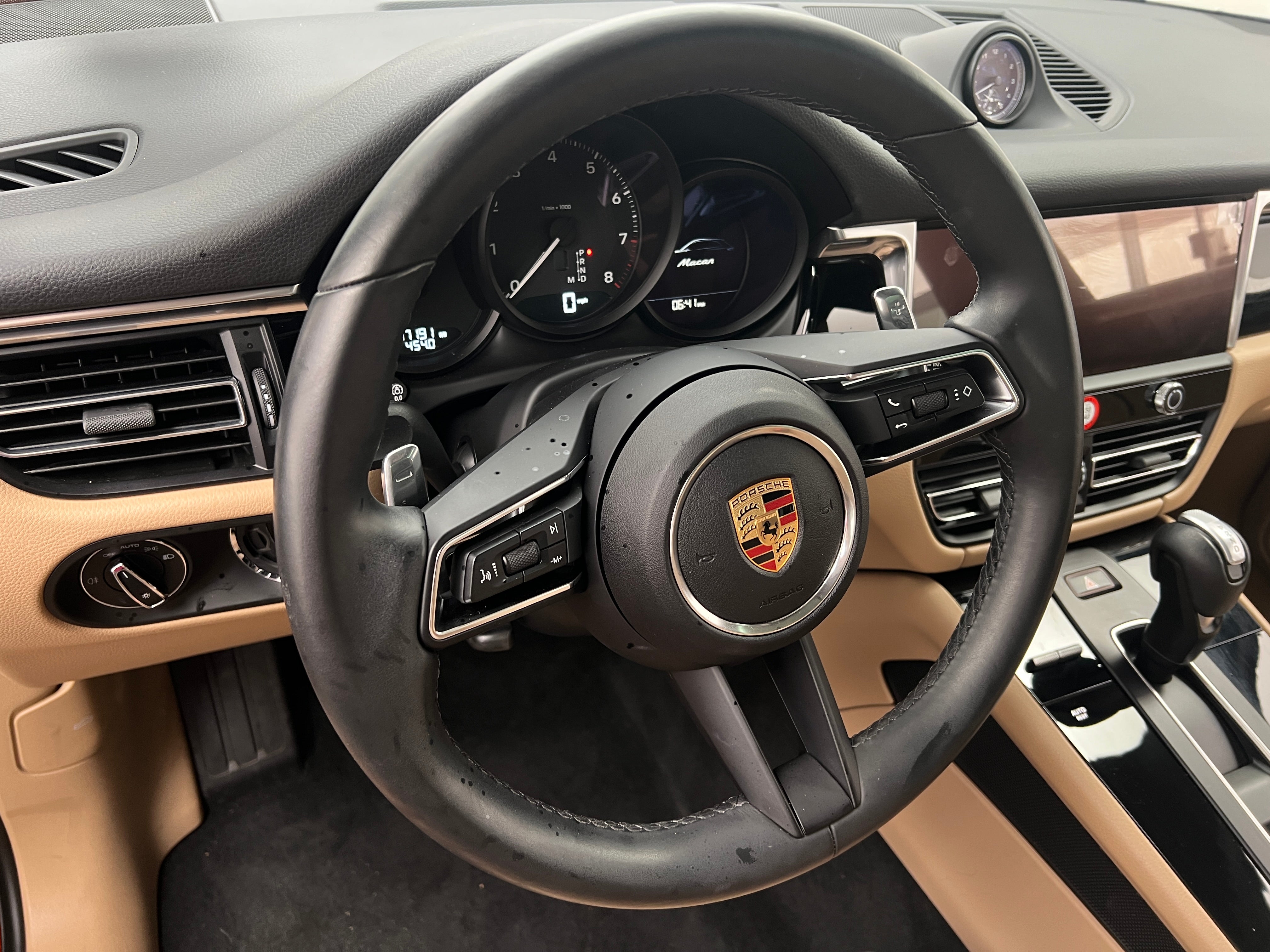 2024 Porsche Macan T 5