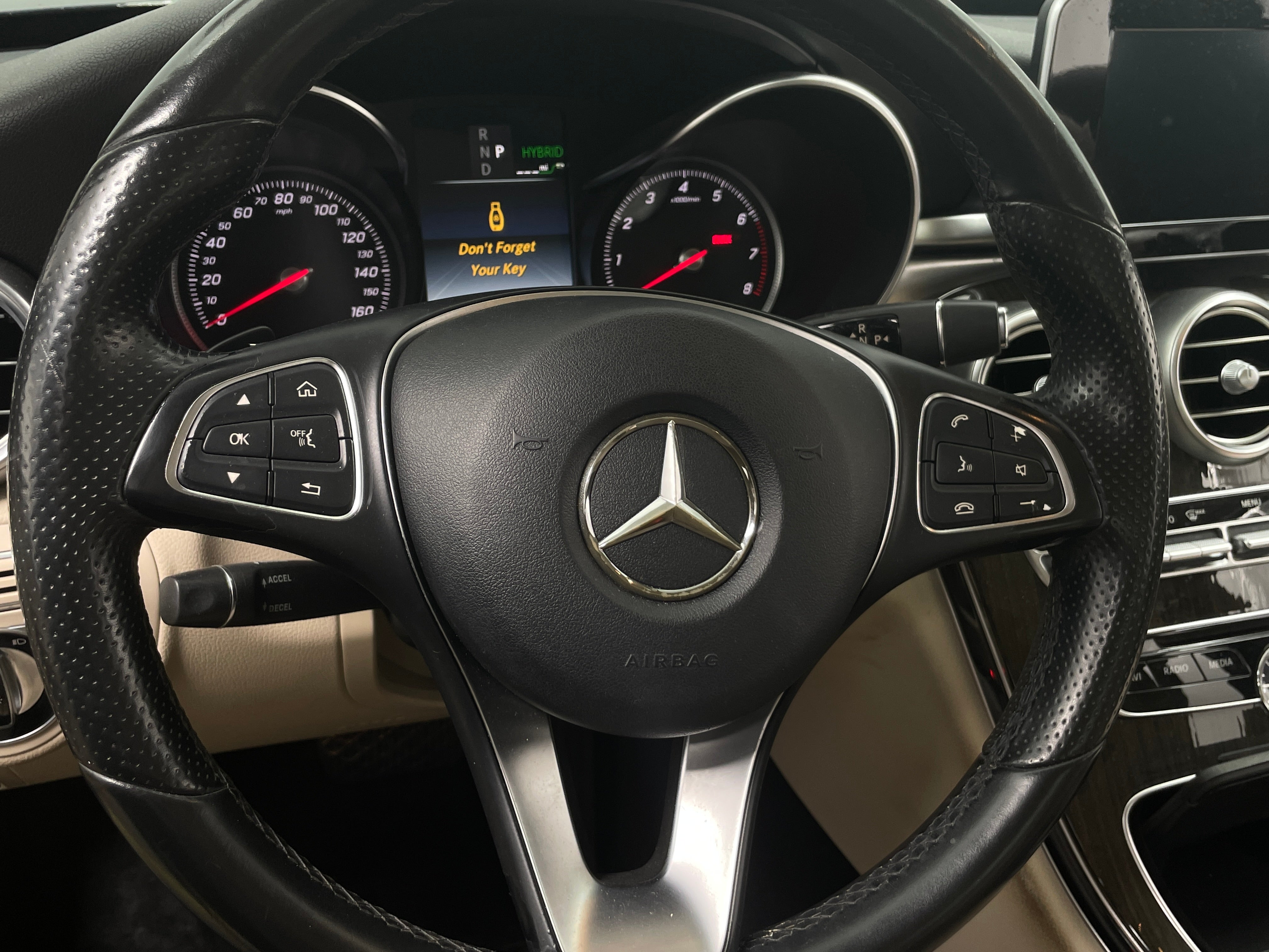 2016 Mercedes-Benz C-Class C 350e 5