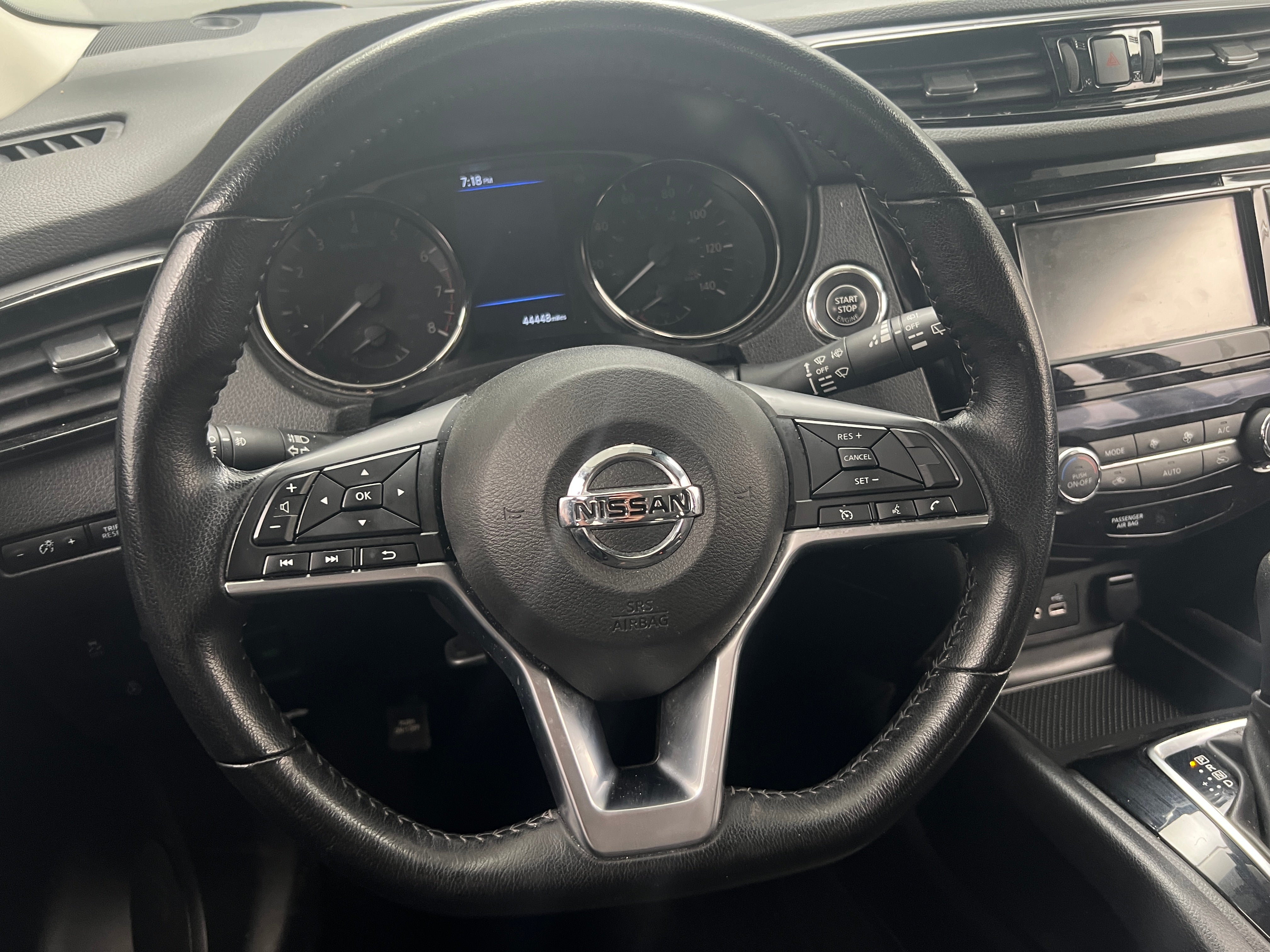 2022 Nissan Rogue Sport SV 5