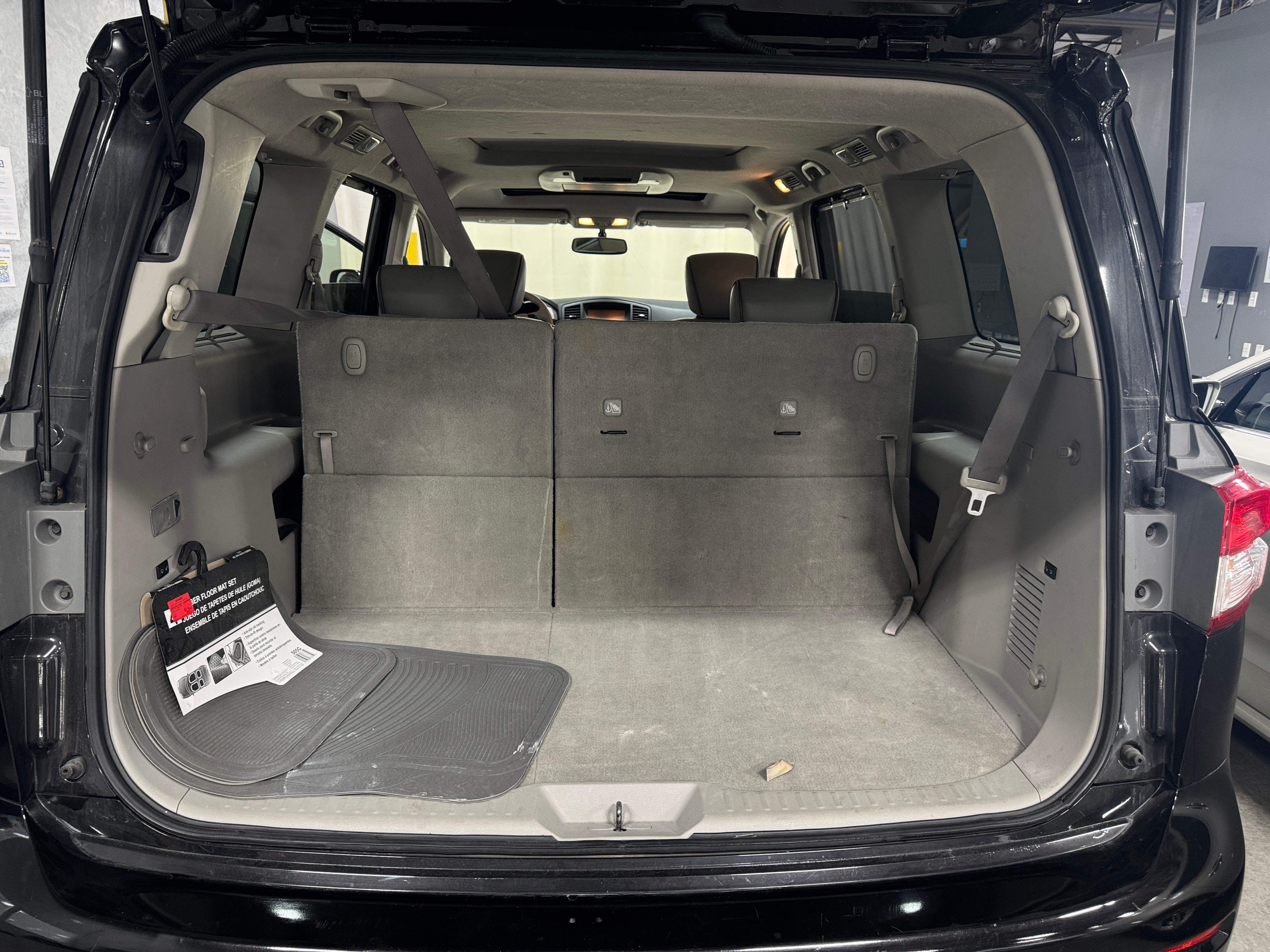 2014 Nissan Quest LE 6