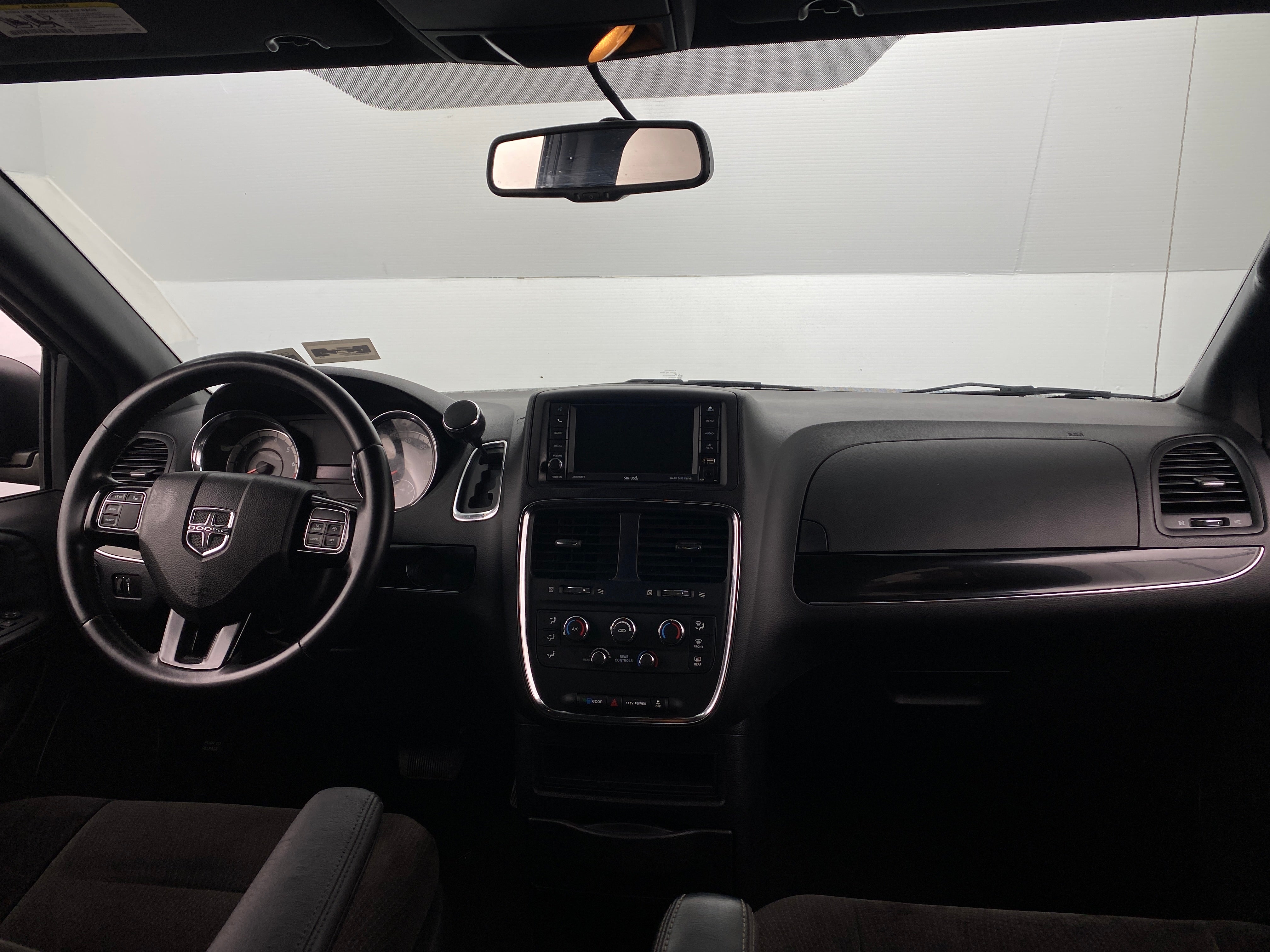 2016 Dodge Grand Caravan SE 3