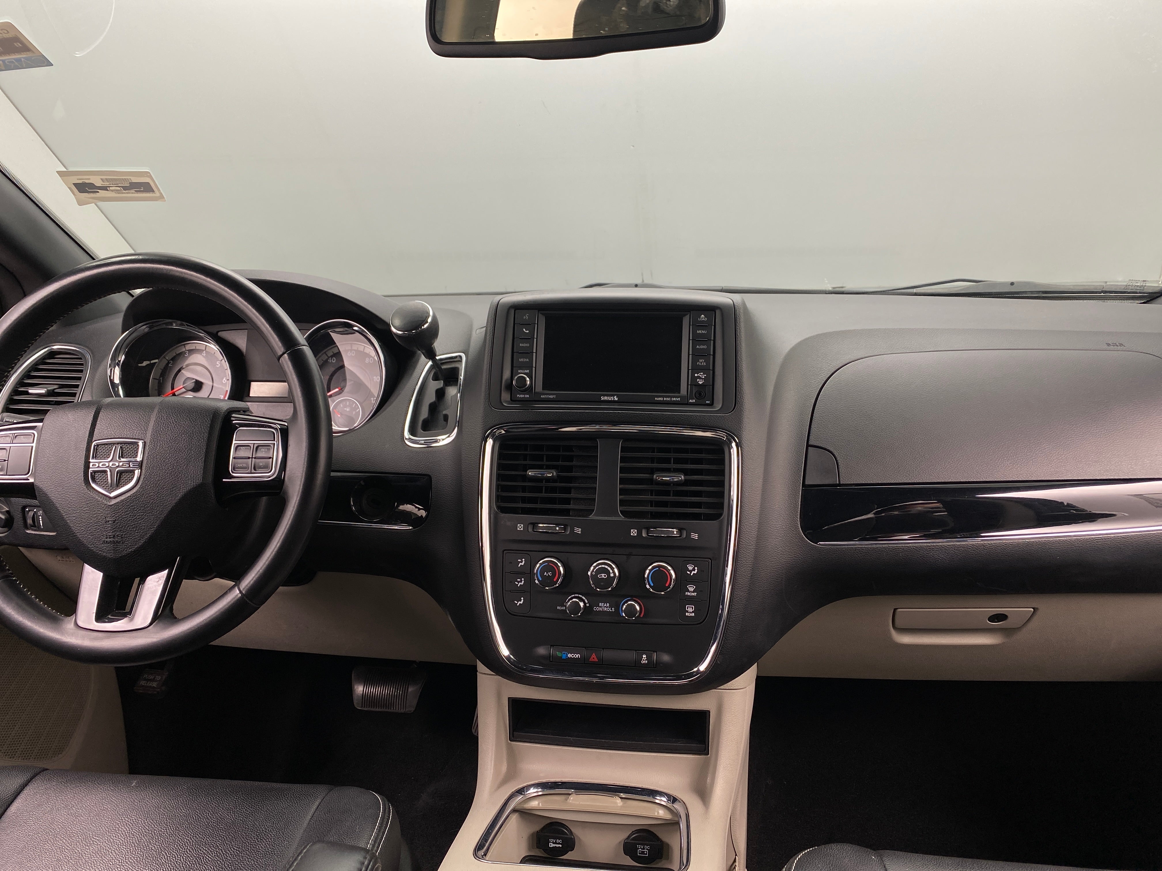 2019 Dodge Grand Caravan SXT 3