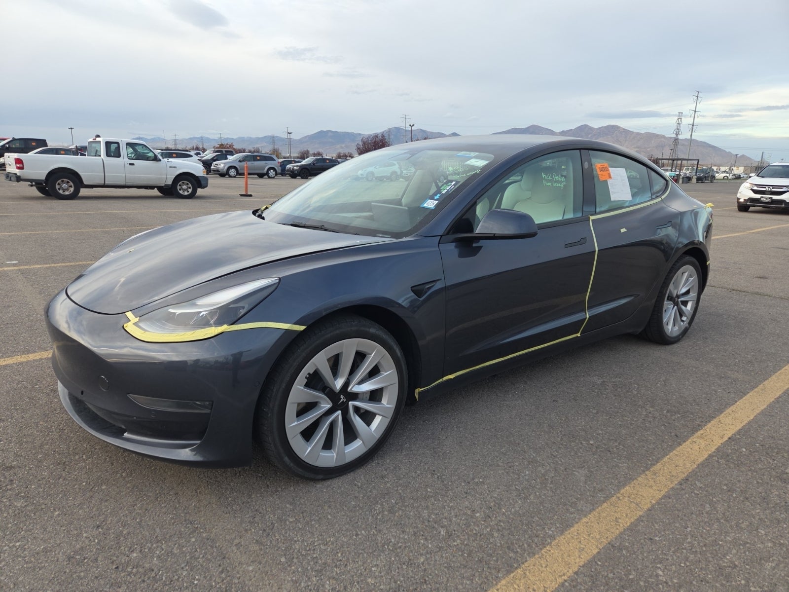 2022 Tesla Model 3 62 KWH Elect D