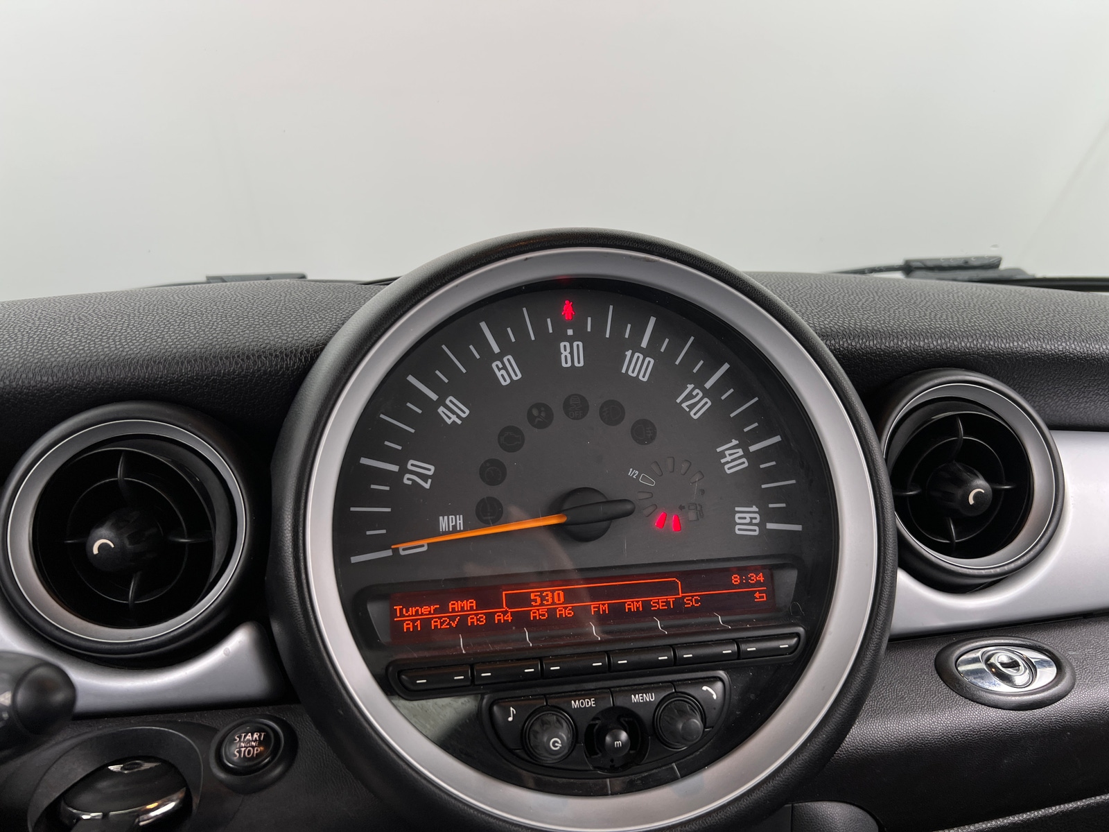 Thumbnail: 2015 MINI Cooper Convertible - 4