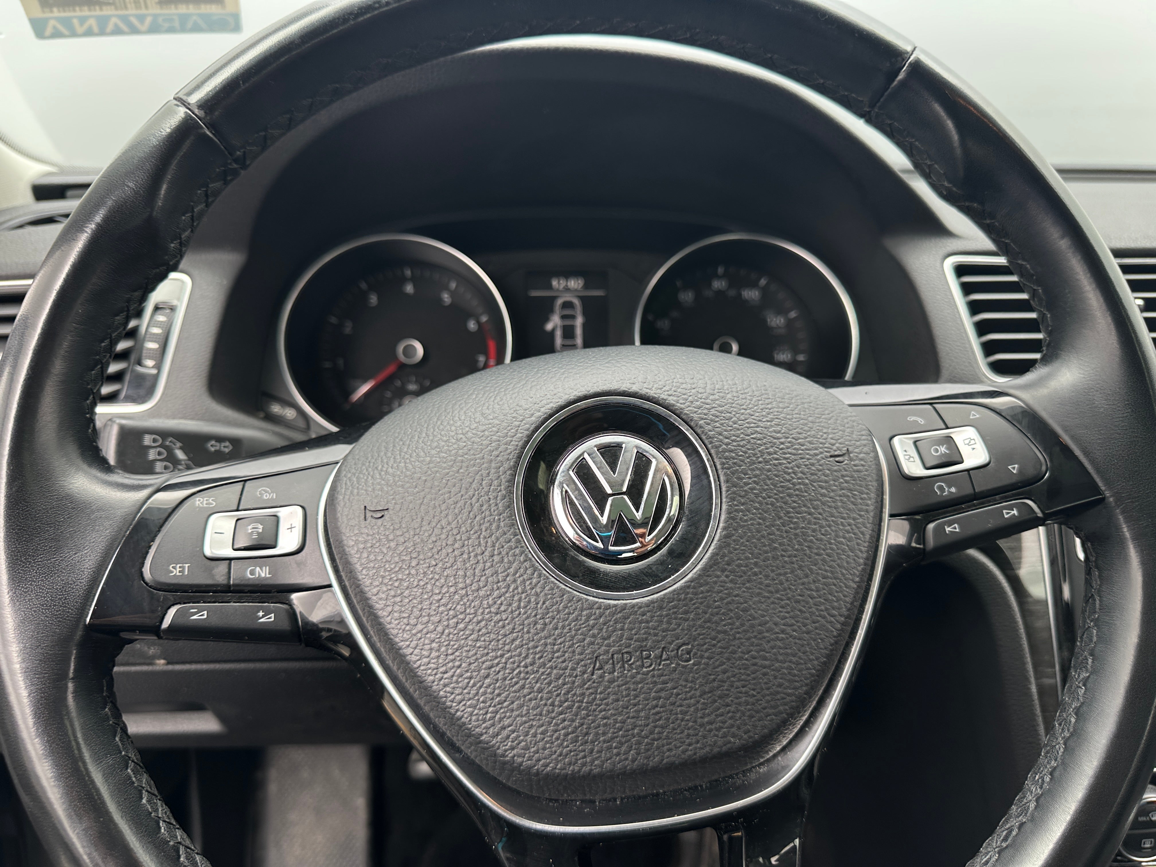 2018 Volkswagen Passat 2.0T 5