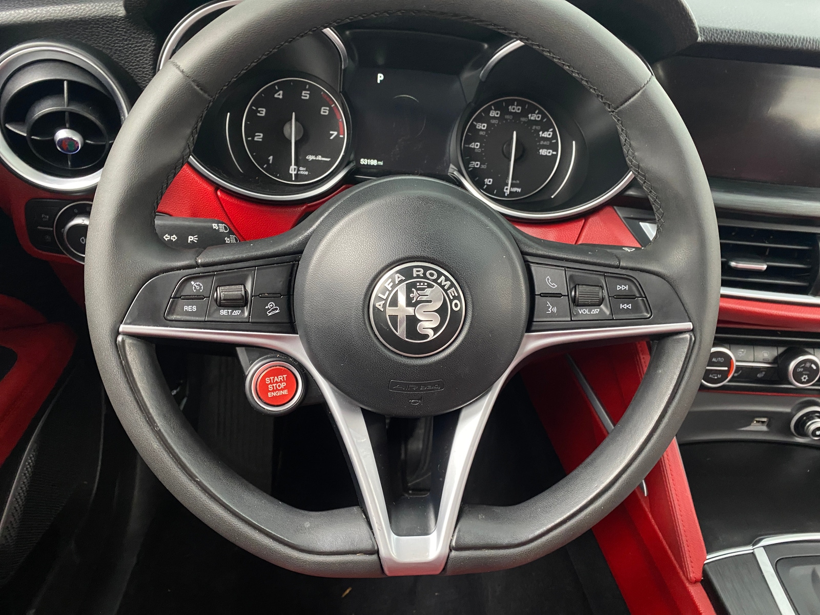 Thumbnail: 2018 Alfa Romeo Stelvio - 4