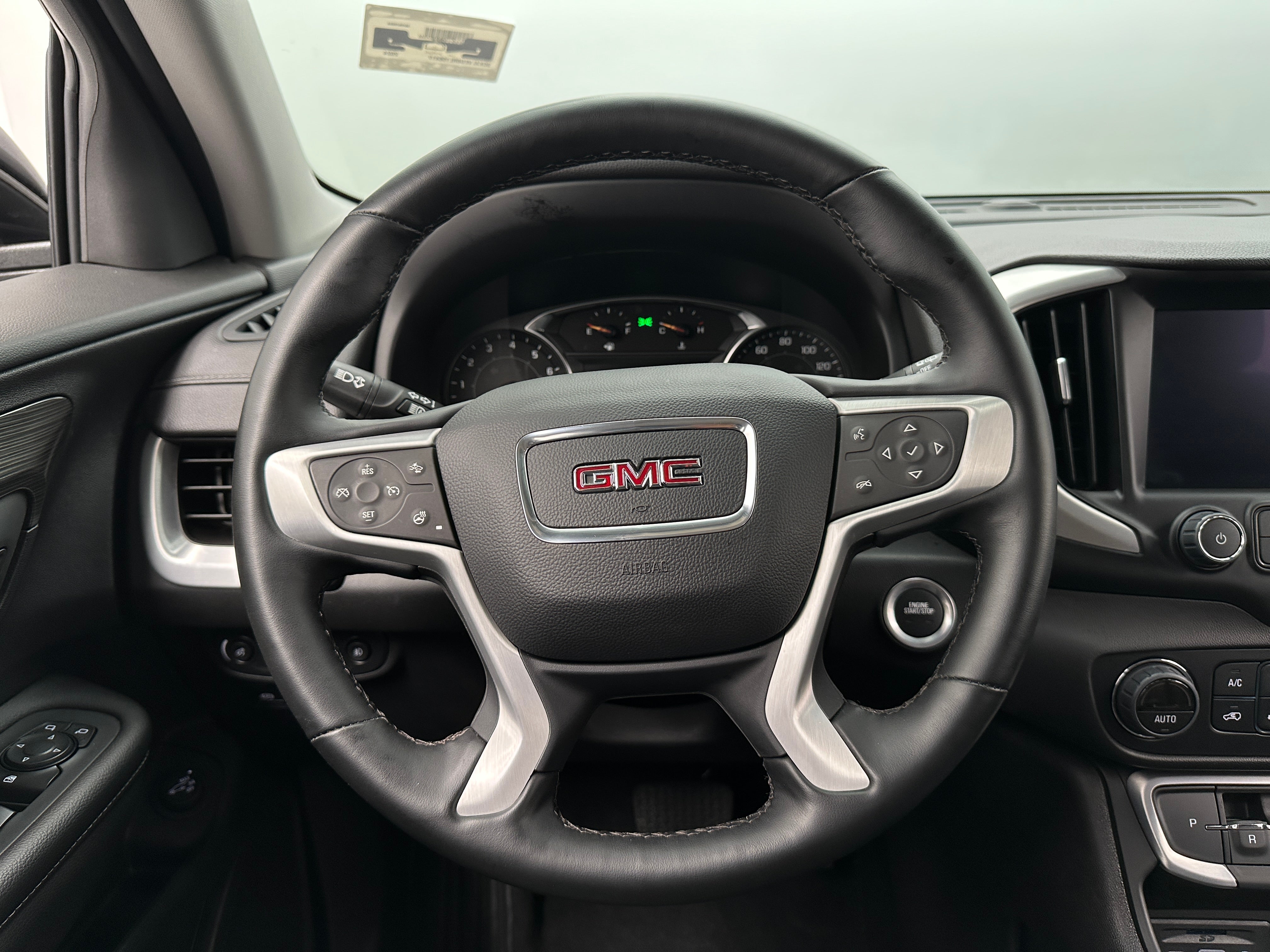 2024 GMC Terrain SLT 4