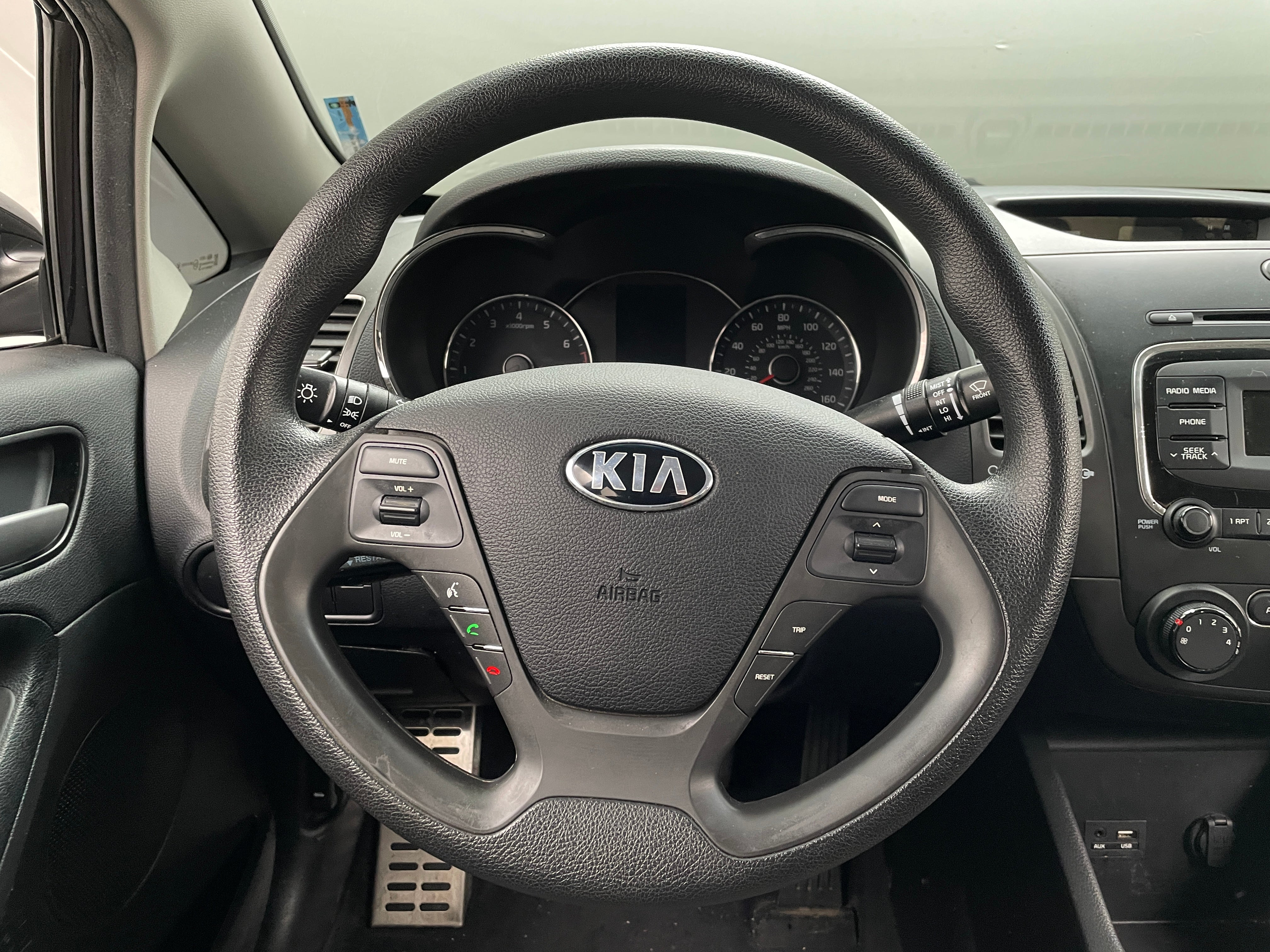 2017 Kia Forte LX 5