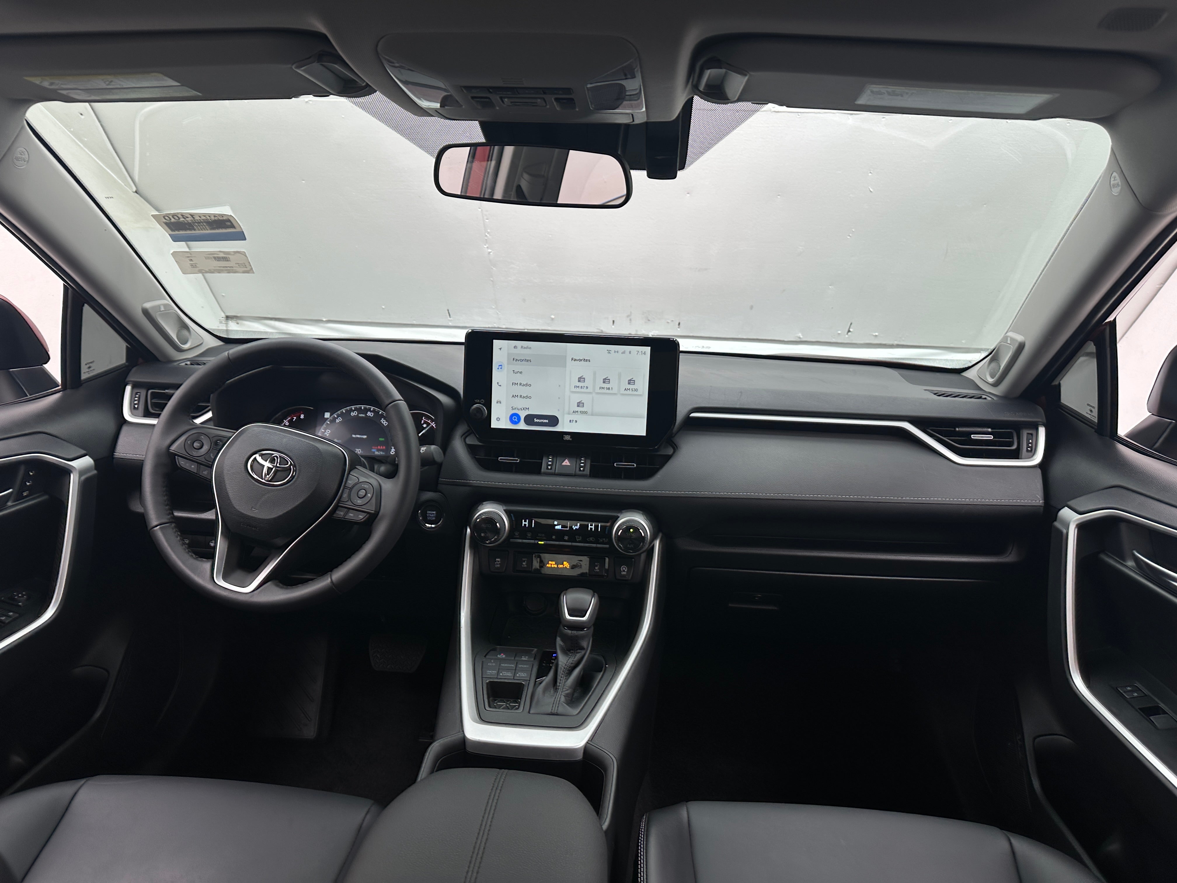 2023 Toyota RAV4 XLE Premium 3