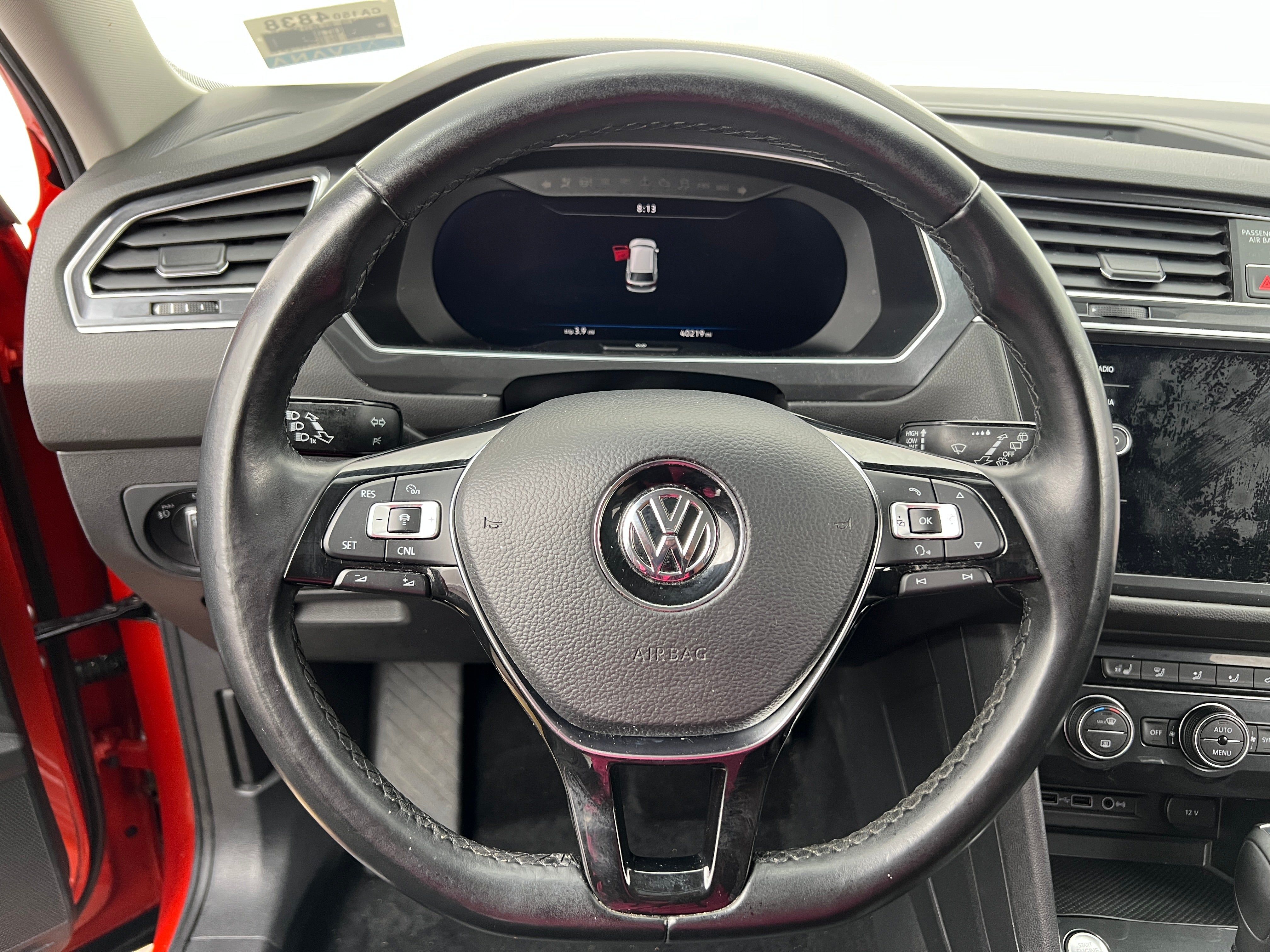 2018 Volkswagen Tiguan SEL 5