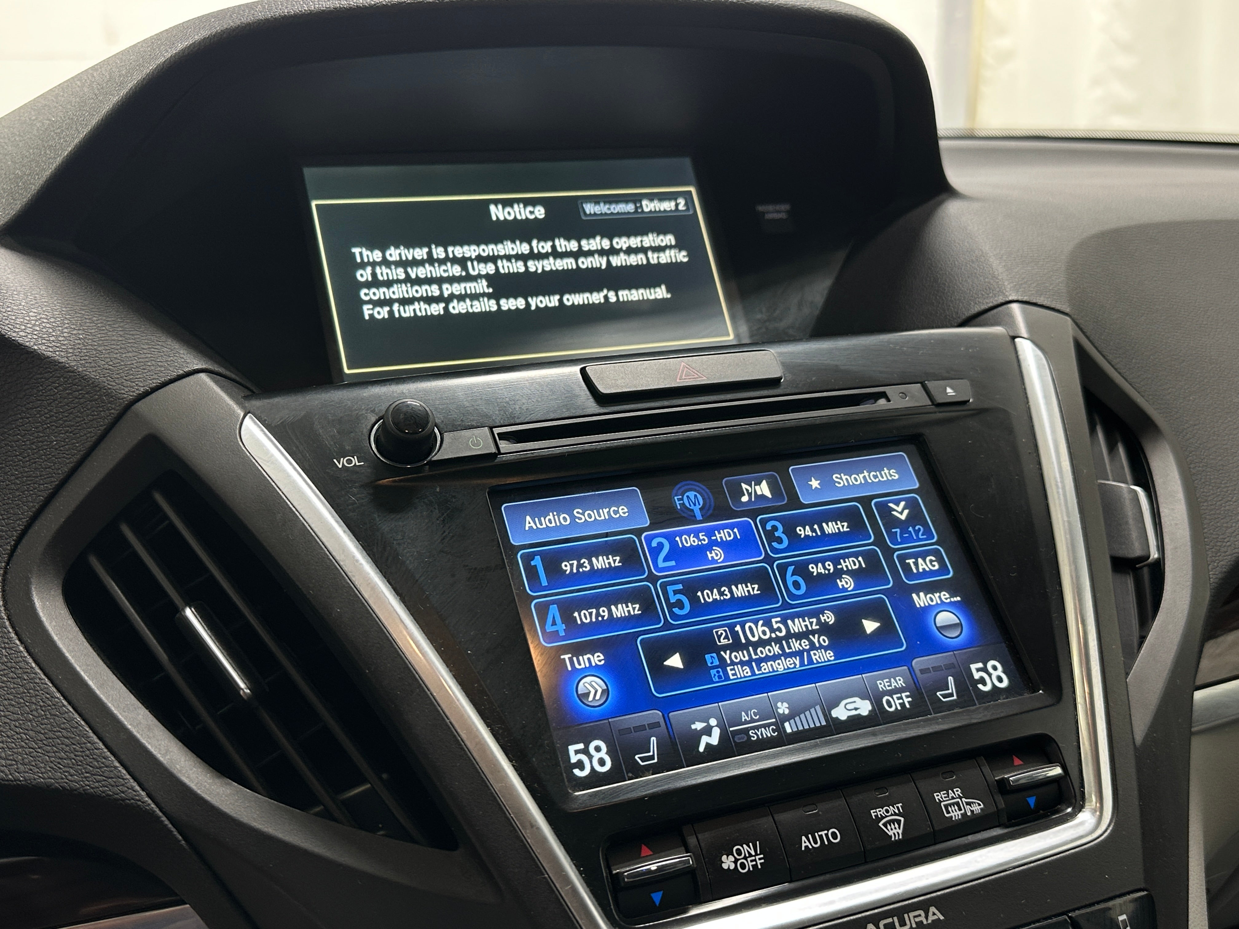 2016 Acura MDX Base 3