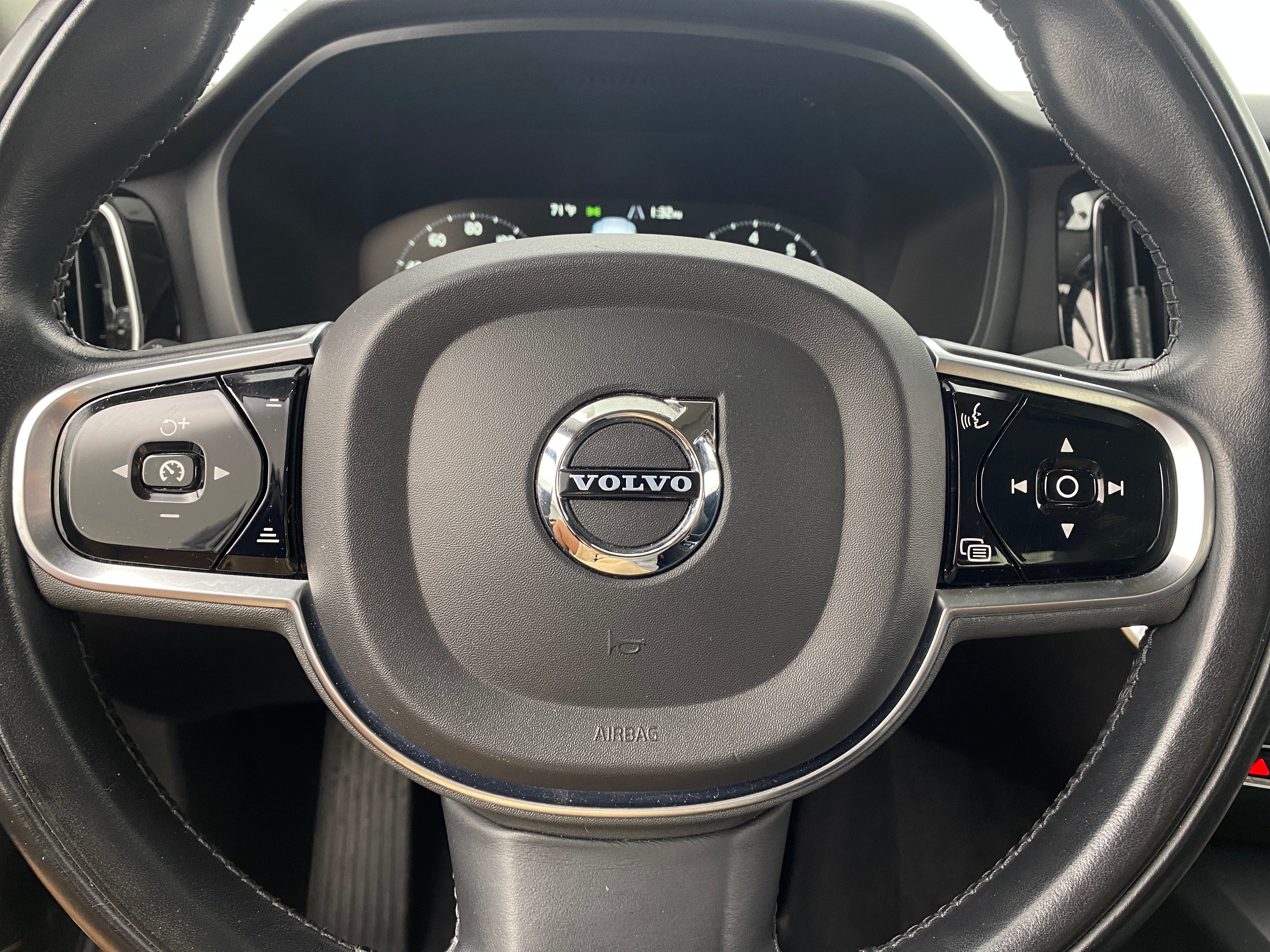 2021 Volvo S60 T5 Momentum 5