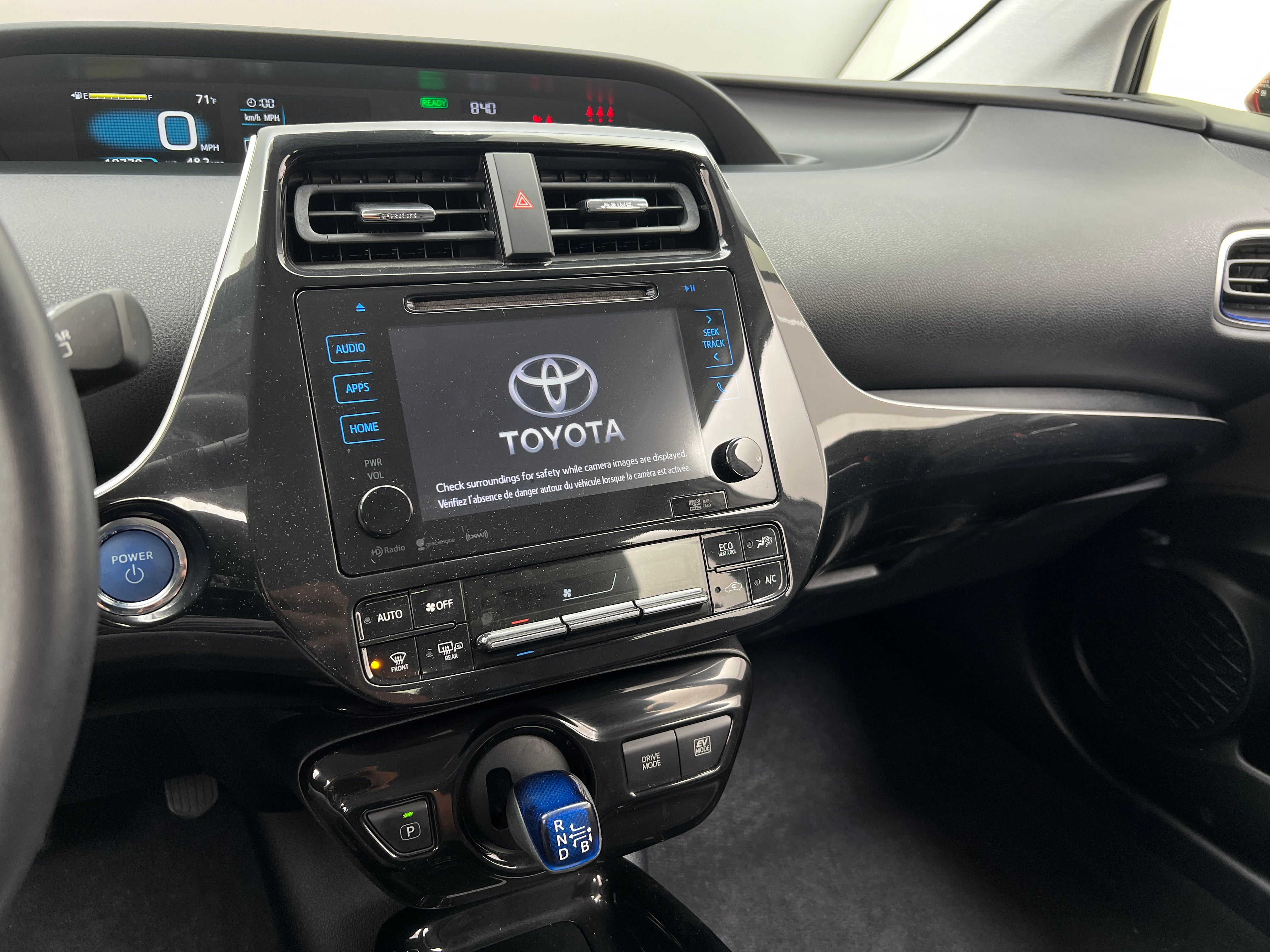 2018 Toyota Prius Three Touring 4