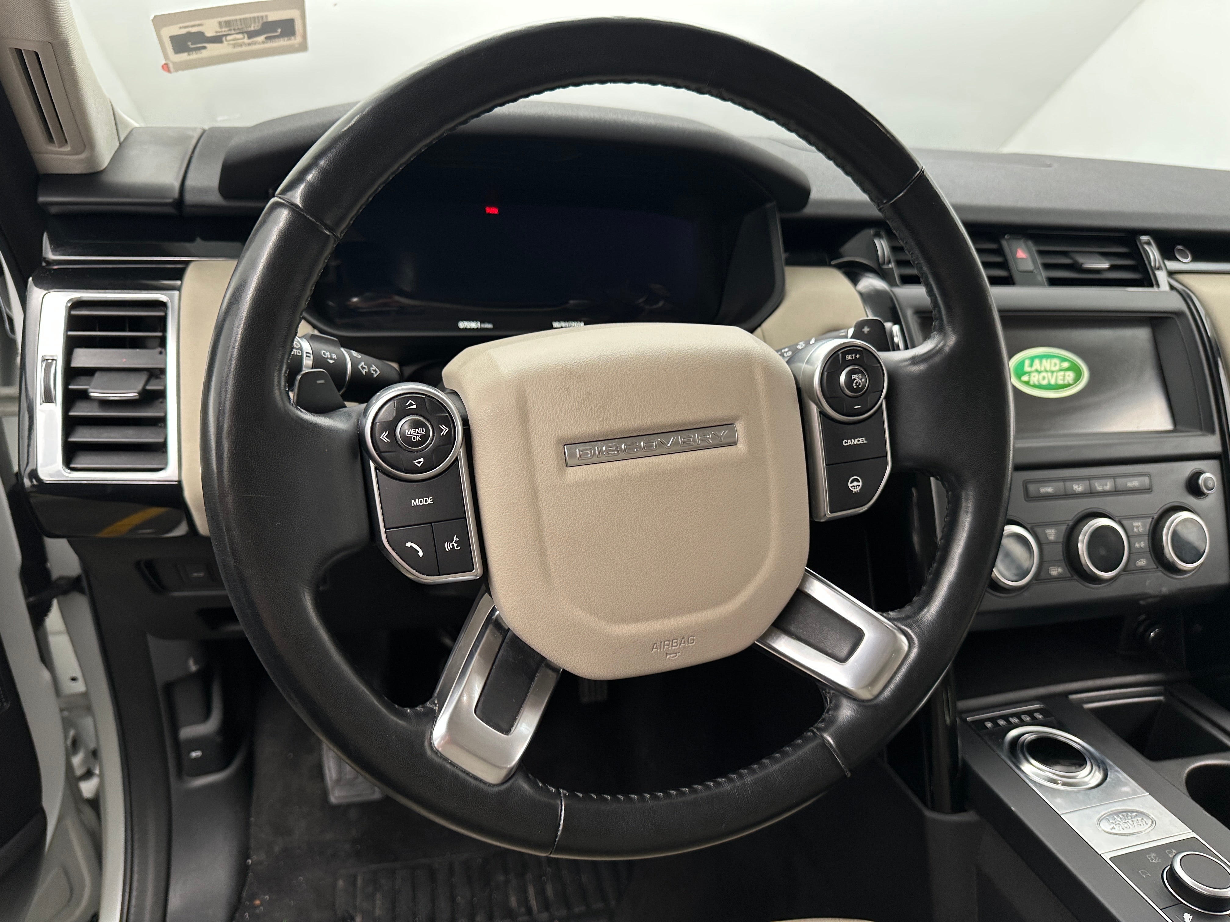 2018 Land Rover Discovery SE 5