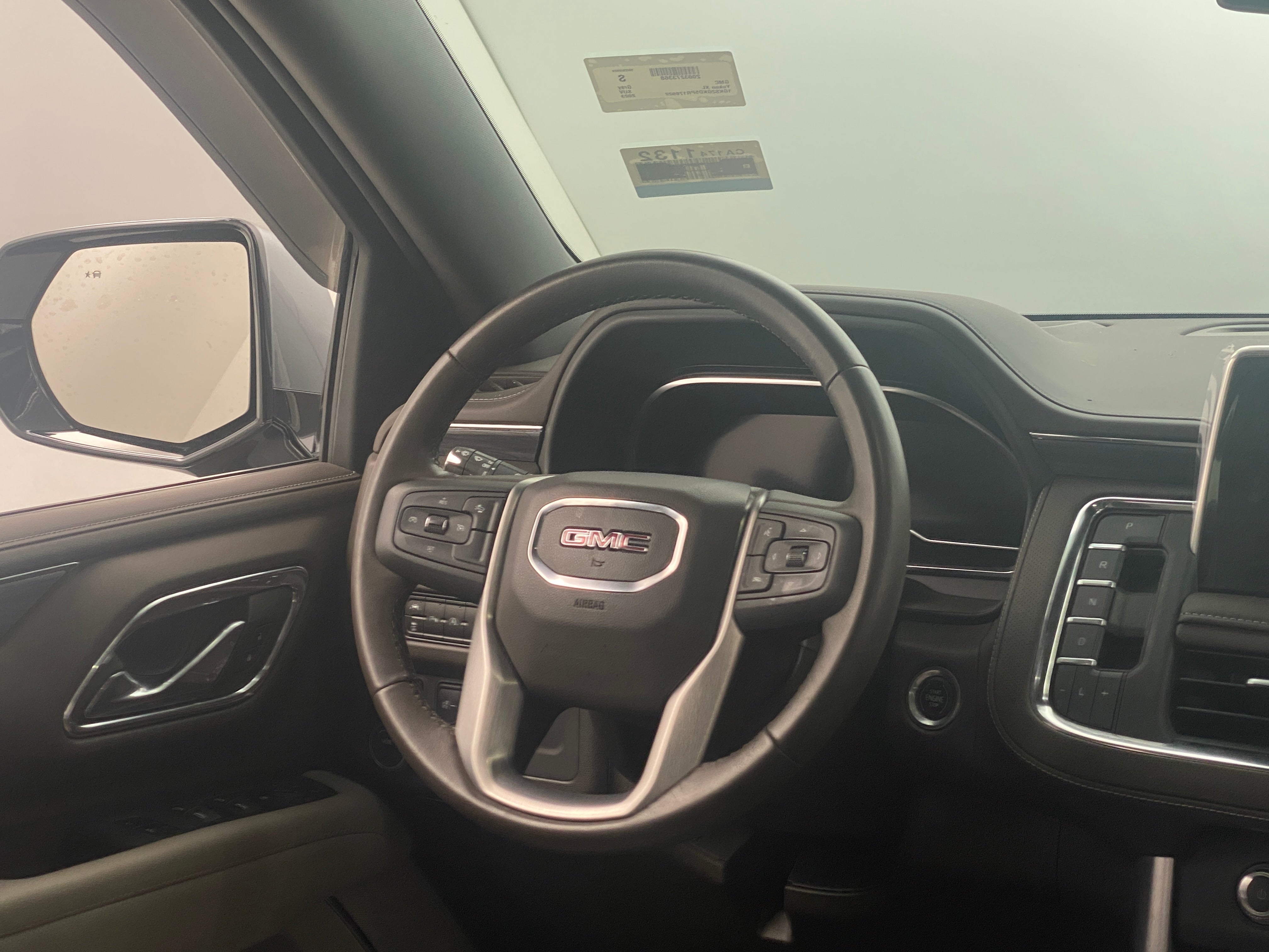 2023 GMC Yukon XL SLT 4