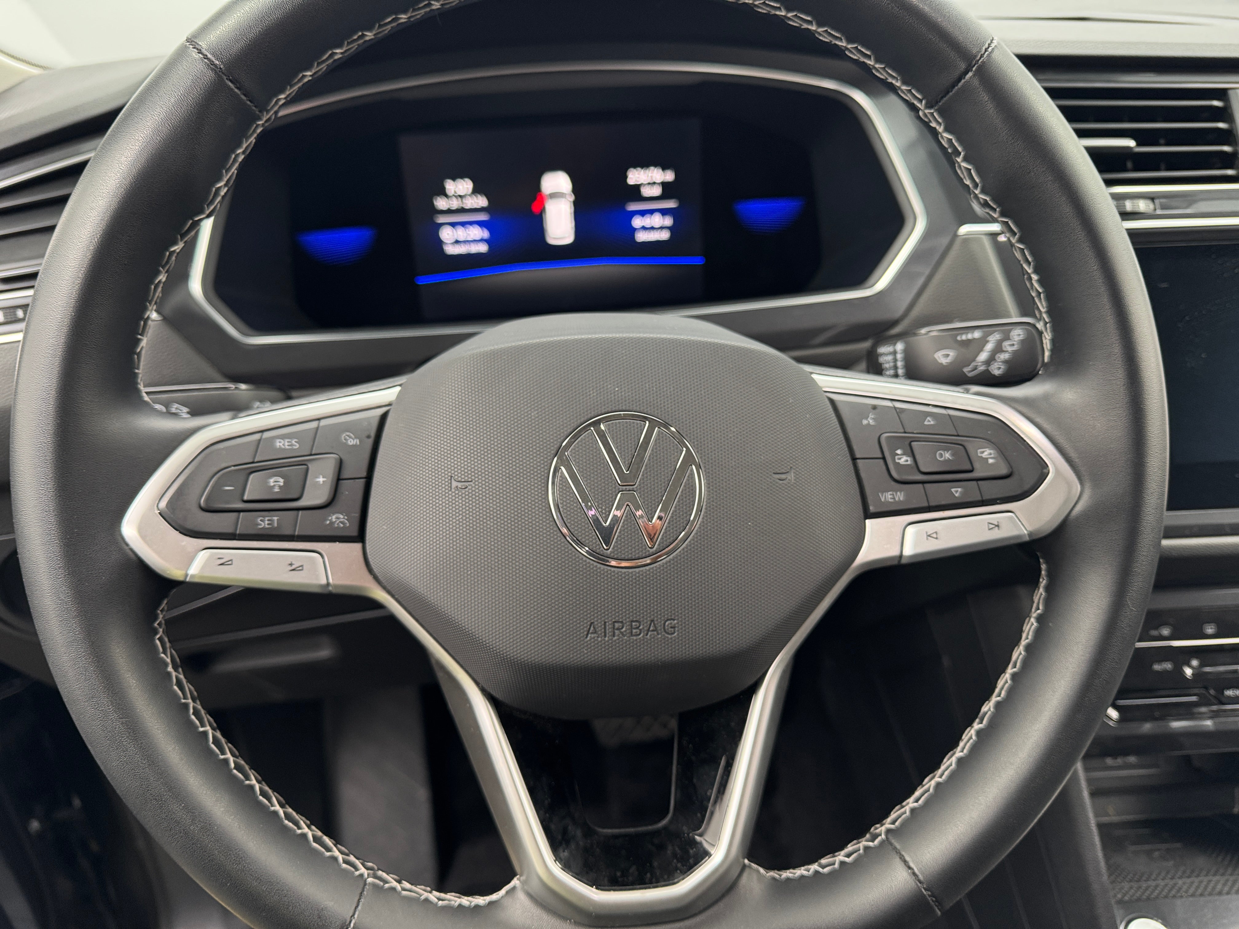 2022 Volkswagen Tiguan SE 5