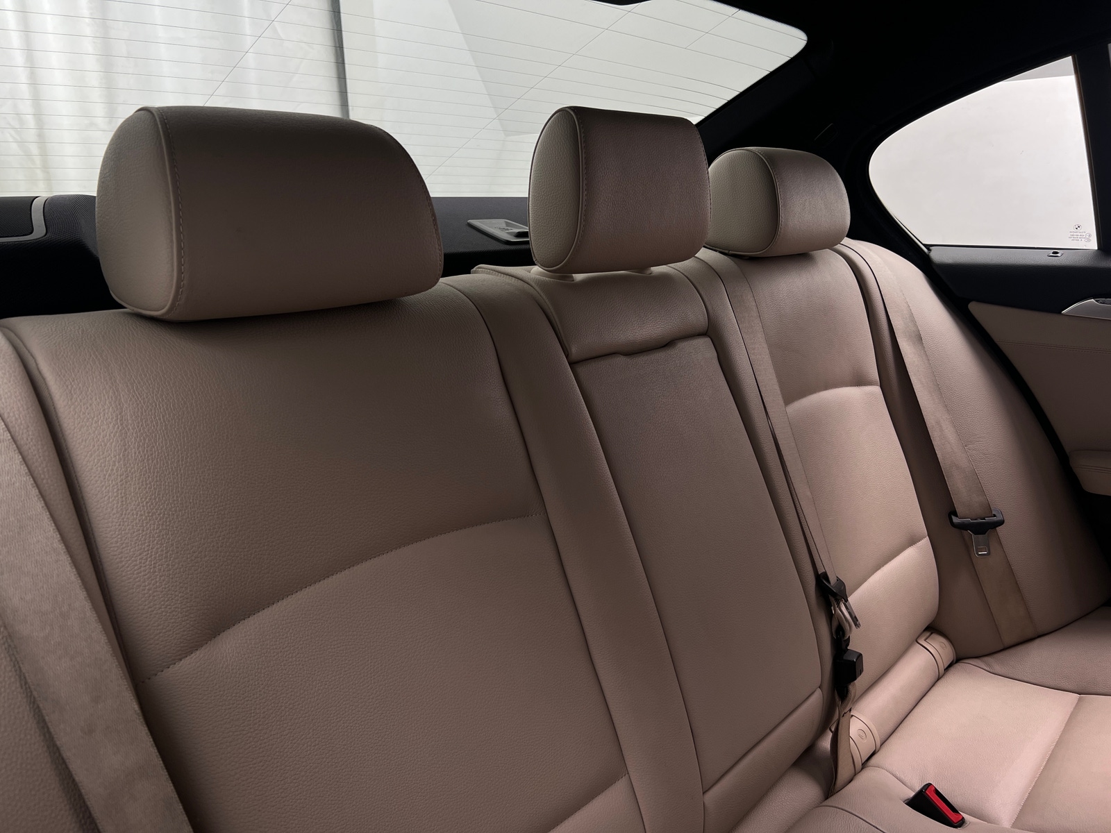 Thumbnail: 2012 BMW 5 Series - 5