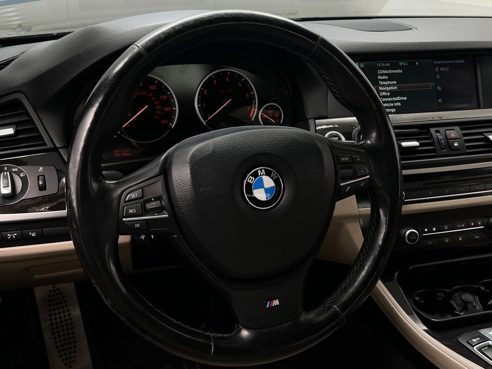 Thumbnail: 2012 BMW 5 Series - 4