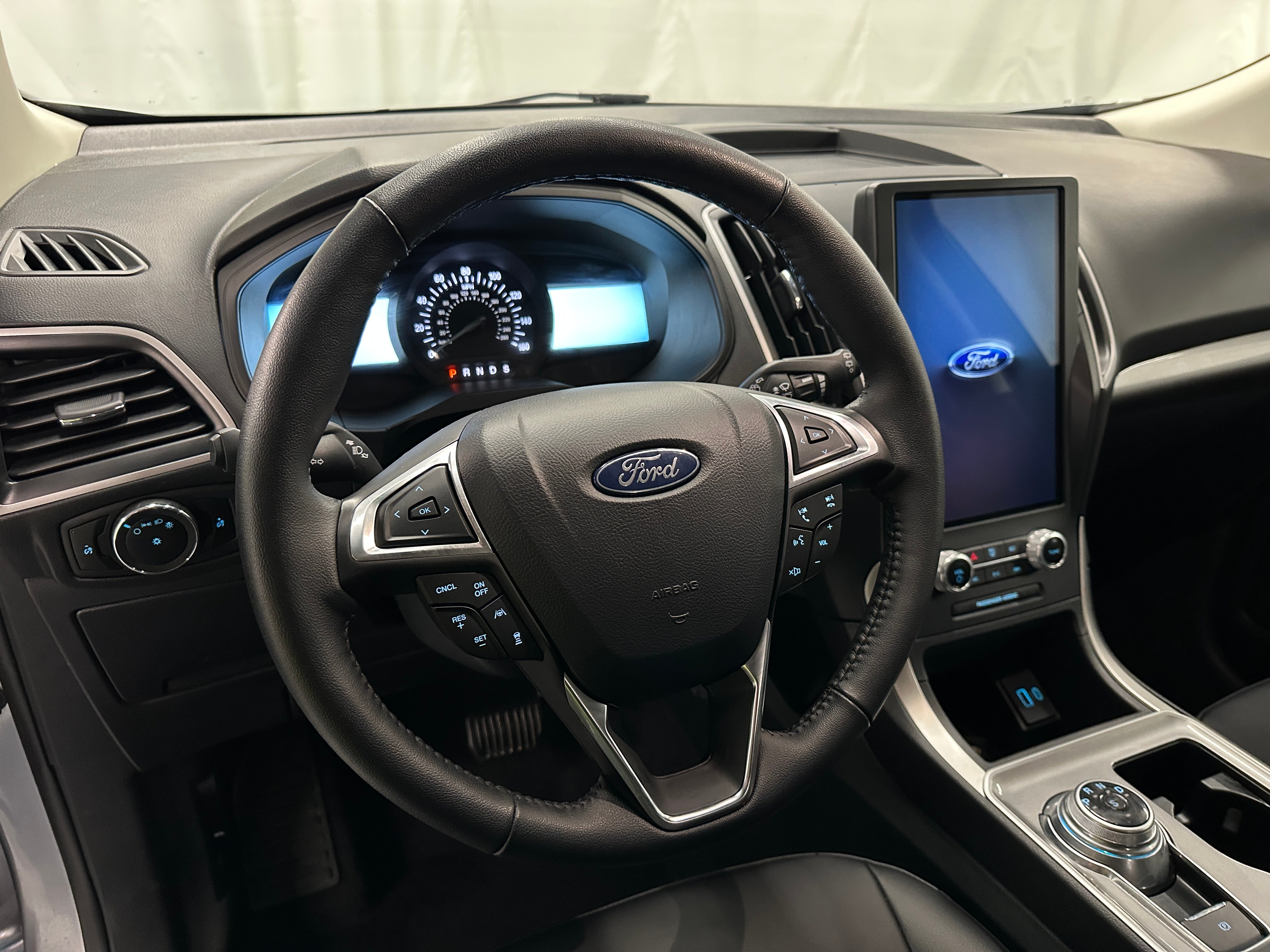 2024 Ford Edge SEL 5