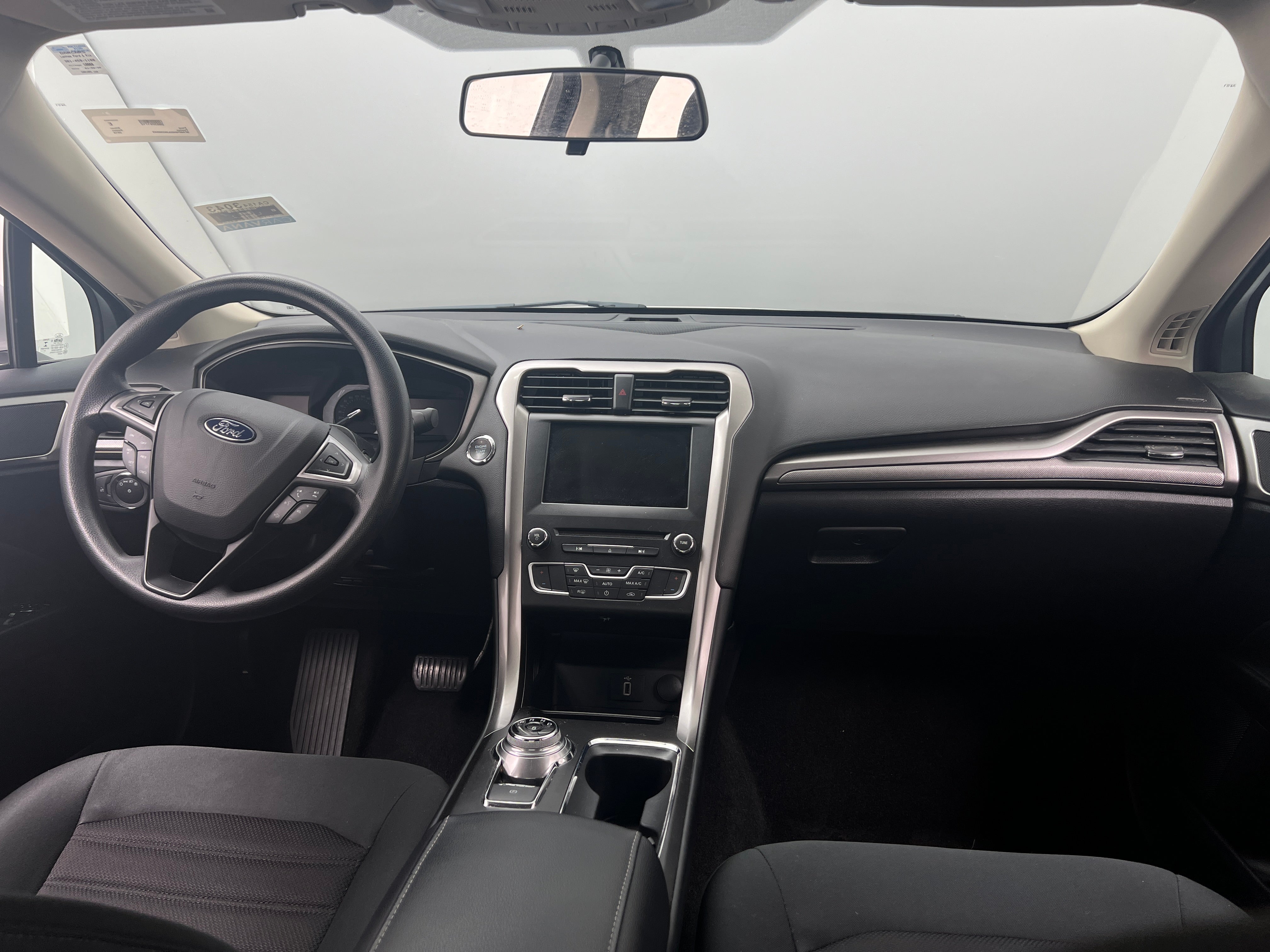 2018 Ford Fusion SE 3