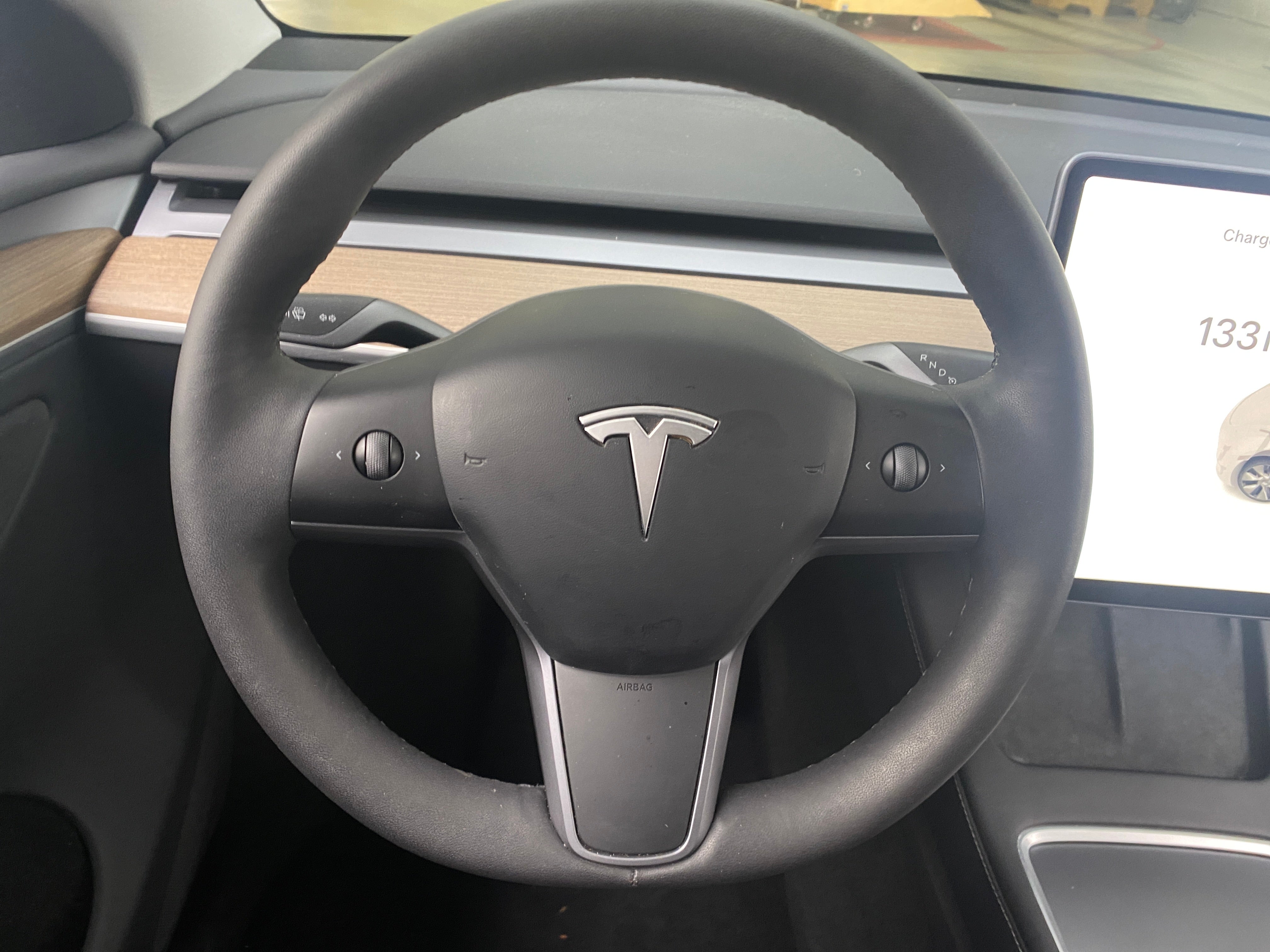 2023 Tesla Model Y Standard Range 4