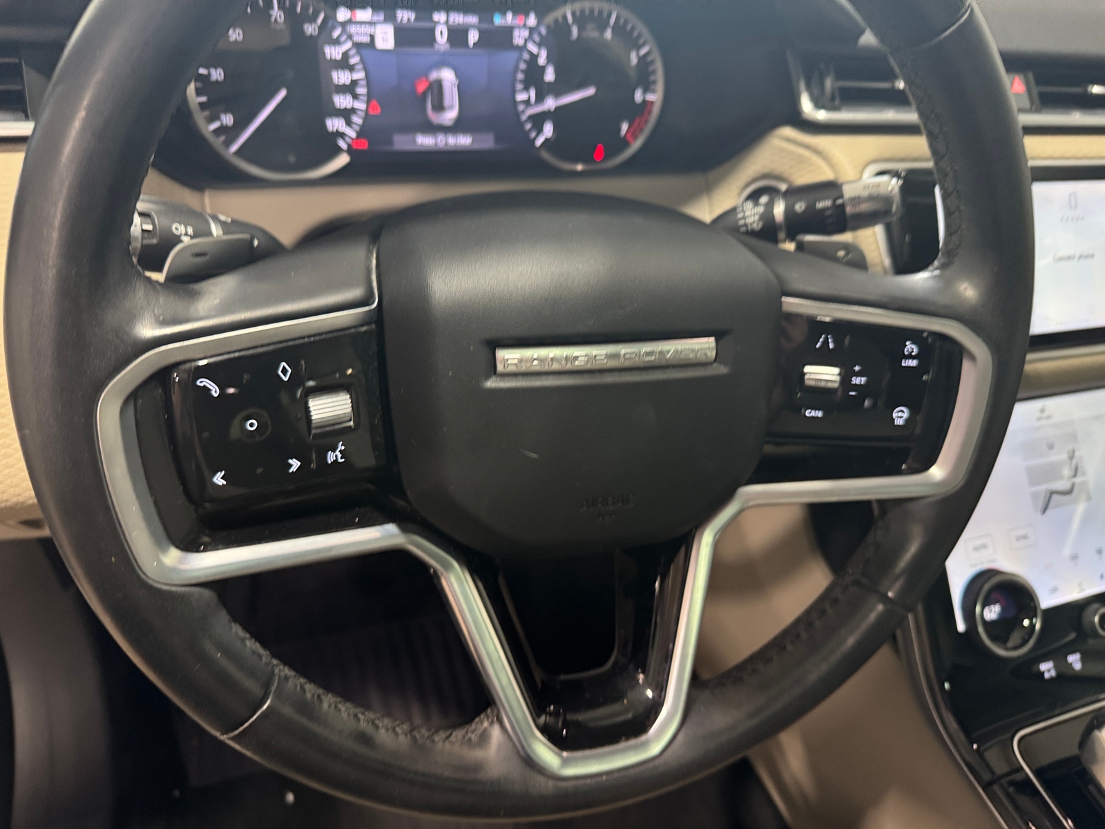 Thumbnail: 2022 Land Rover Range Rover Velar - 4
