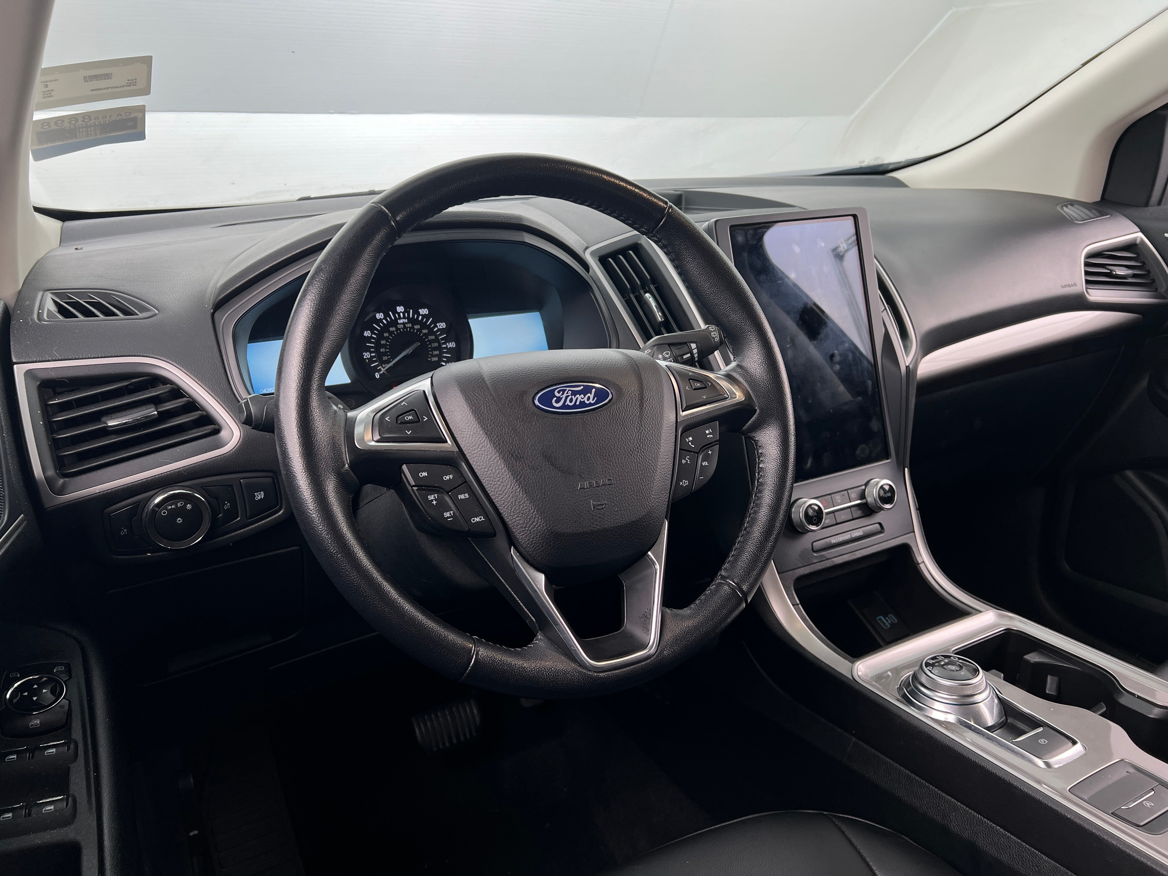 2023 Ford Edge SEL 3