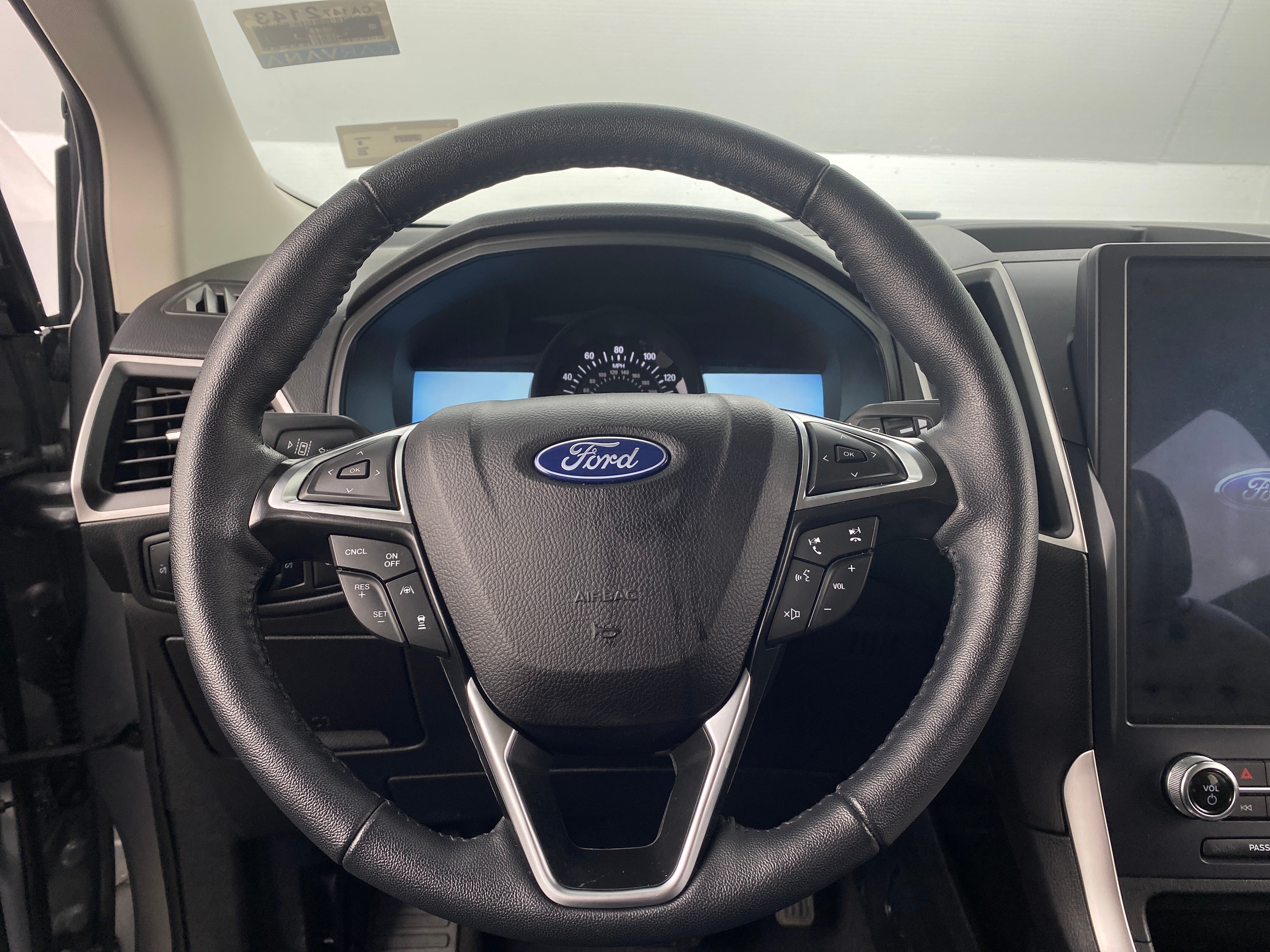 2023 Ford Edge SEL 5