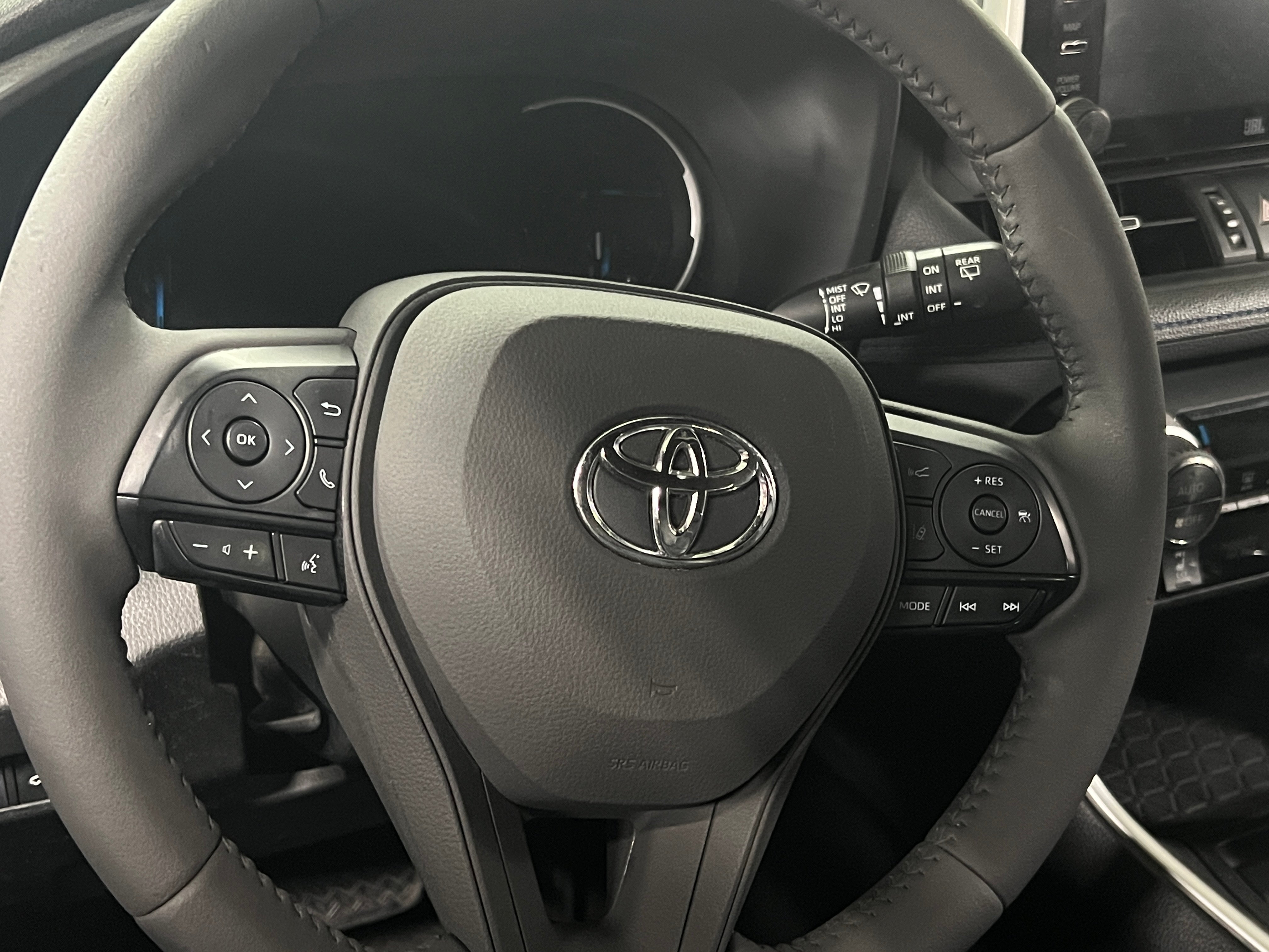 2019 Toyota RAV4 XSE 5