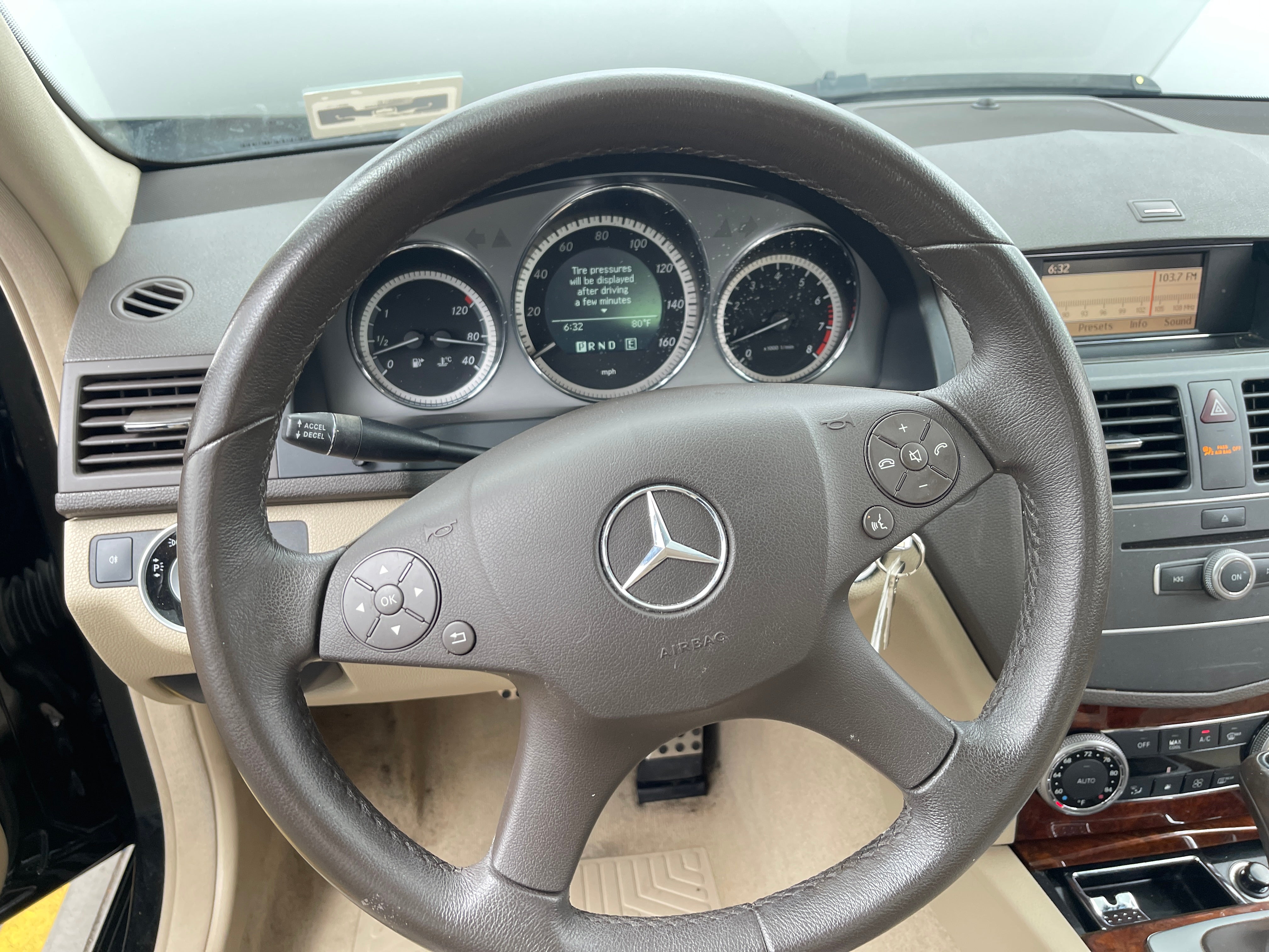 2011 Mercedes-Benz C-Class C 300 5