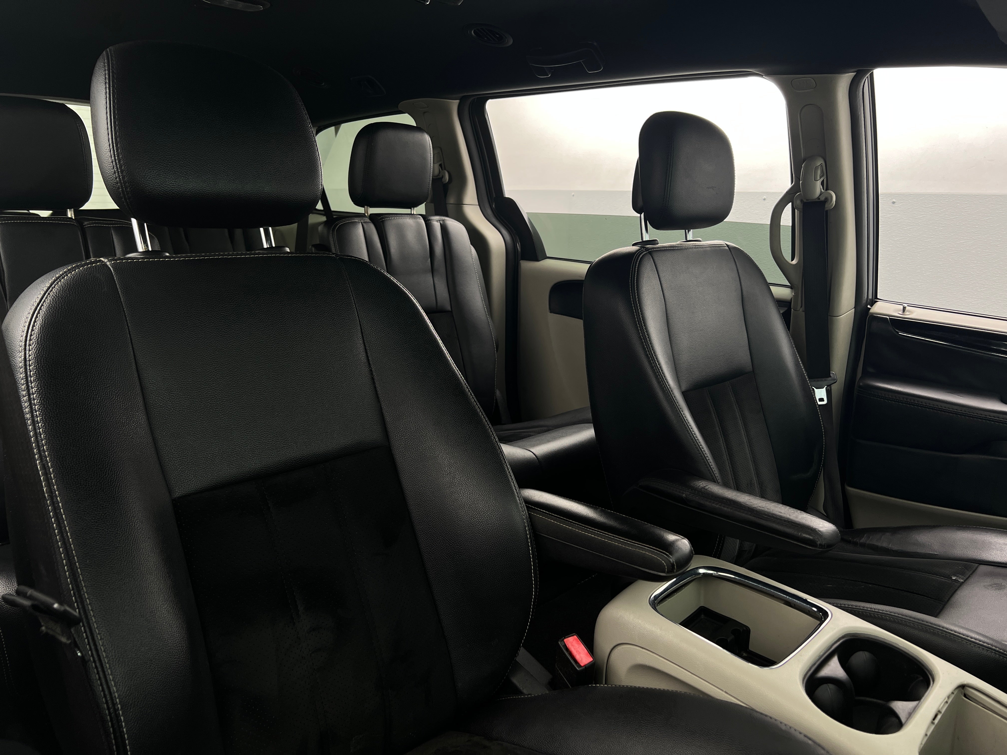 2018 Dodge Grand Caravan SXT 2